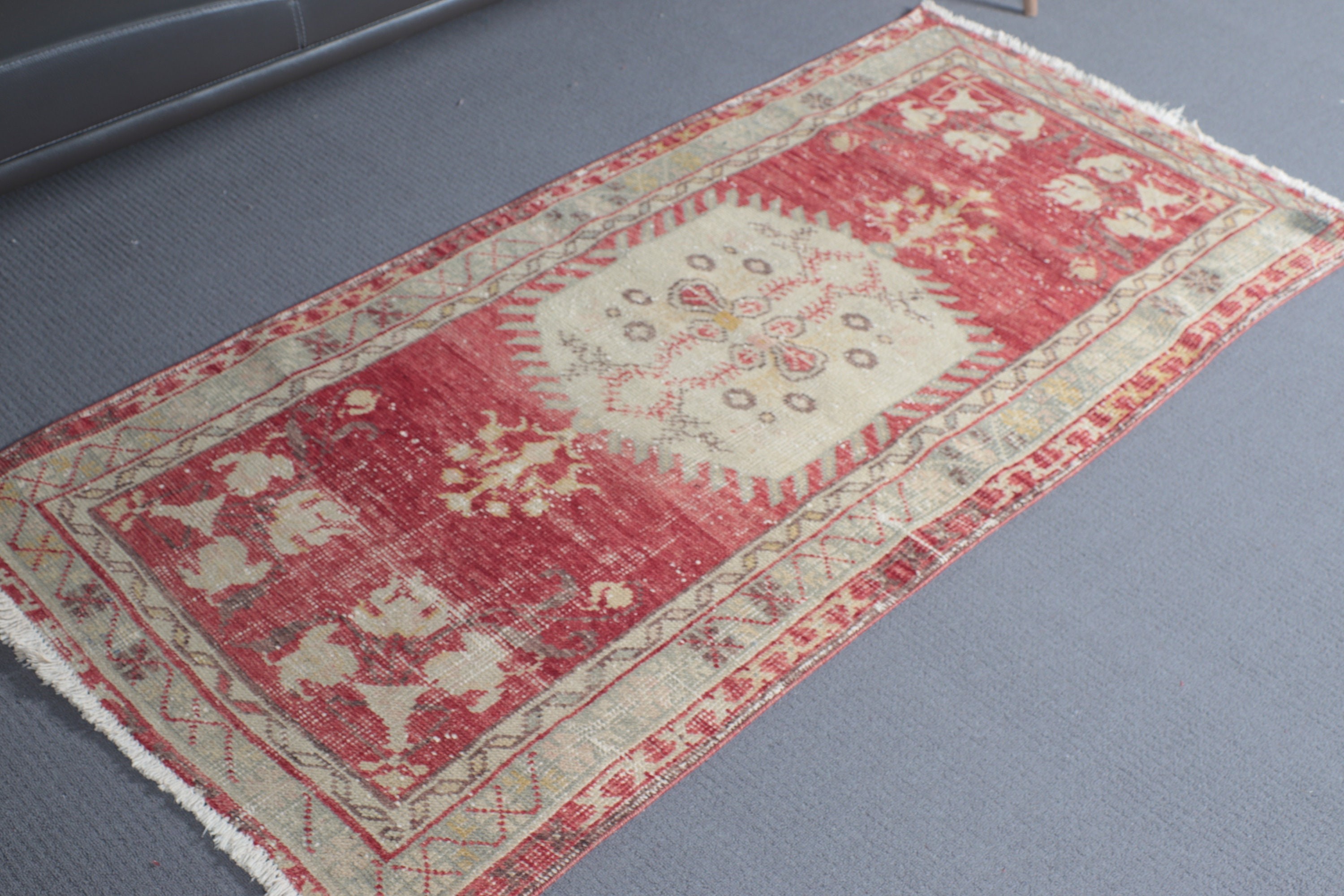 Vintage Rug, Red  2.8x5.8 ft Accent Rug, Turkish Rug, Boho Accent Rugs, Floor Rugs, Moroccan Rugs, Turkey Rug, Decorative Rug