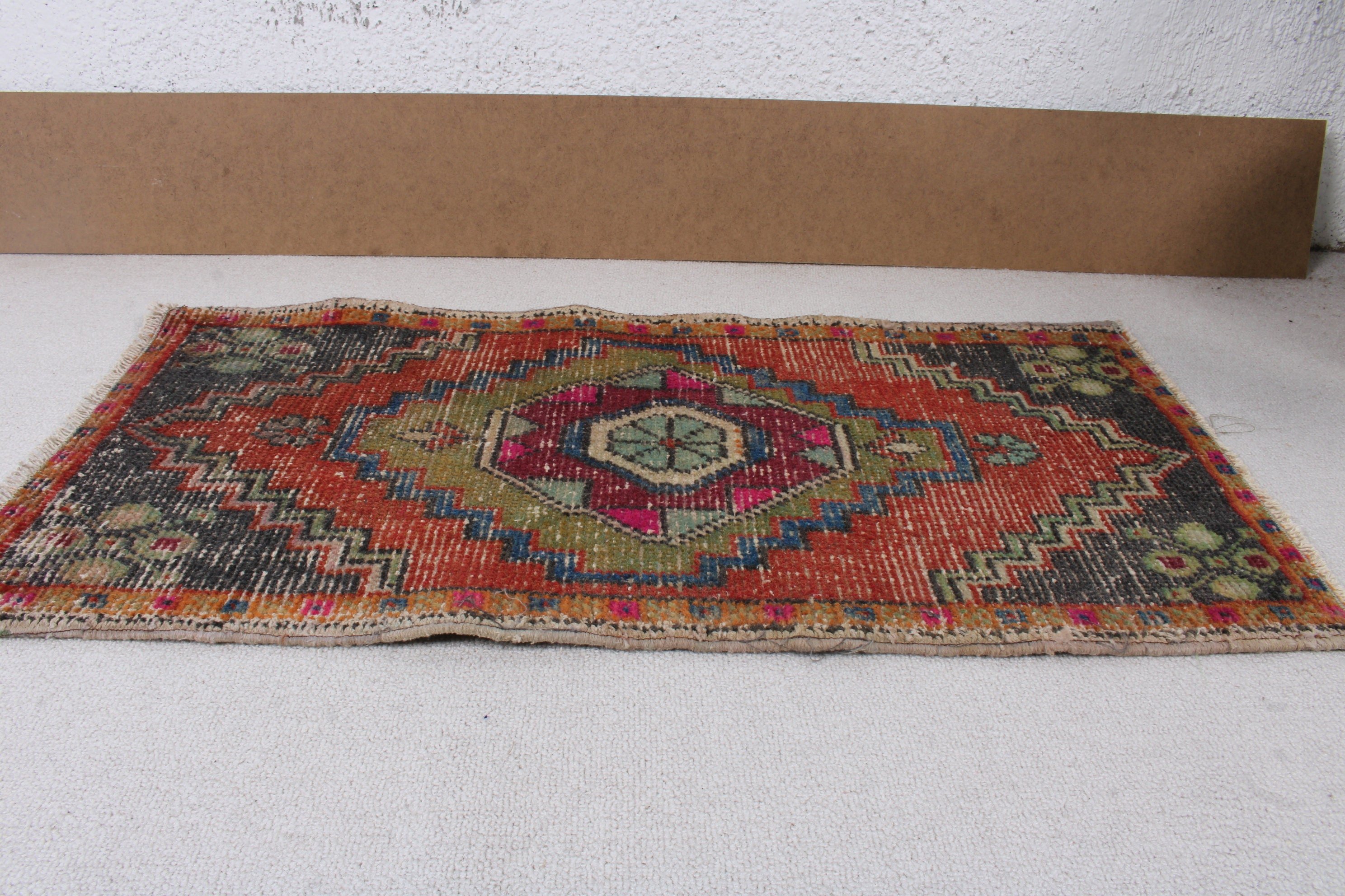 1.5x3 ft Küçük Halılar, Paspas Halıları, Boho Halıları, Vintage Halı, El Yapımı Halı, Küçük Vintage Halı, Kırmızı Yatak Odası Halısı, Türk Halısı, Düz Dokuma Halılar