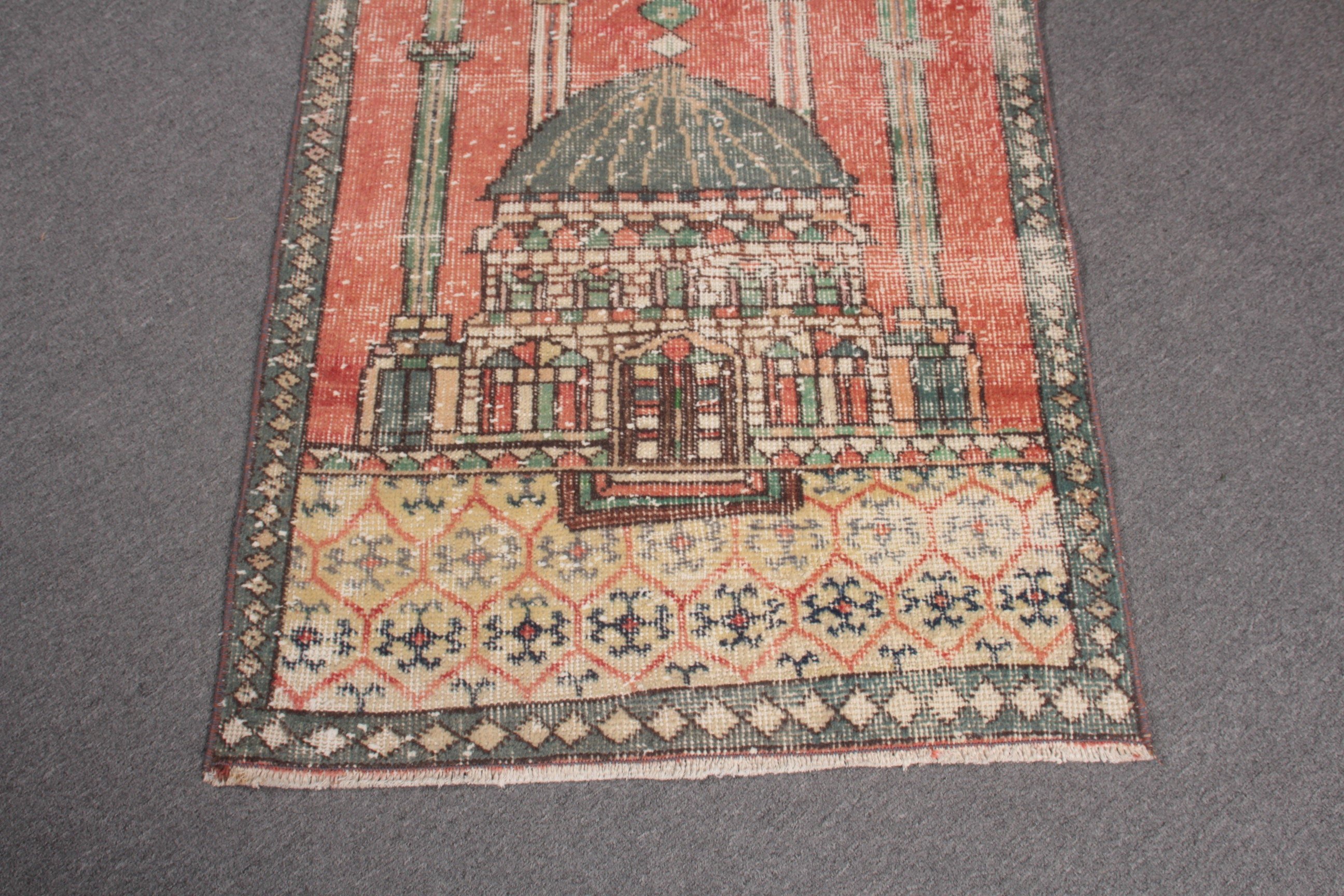 Anadolu Halısı, Kırmızı Antika Halılar, 2.6x4.1 ft Küçük Halı, Ev Dekorasyonu Halıları, Duvara Asılı Halı, Vintage Halılar, Soluk Halı, Mutfak Halısı, Türk Halıları