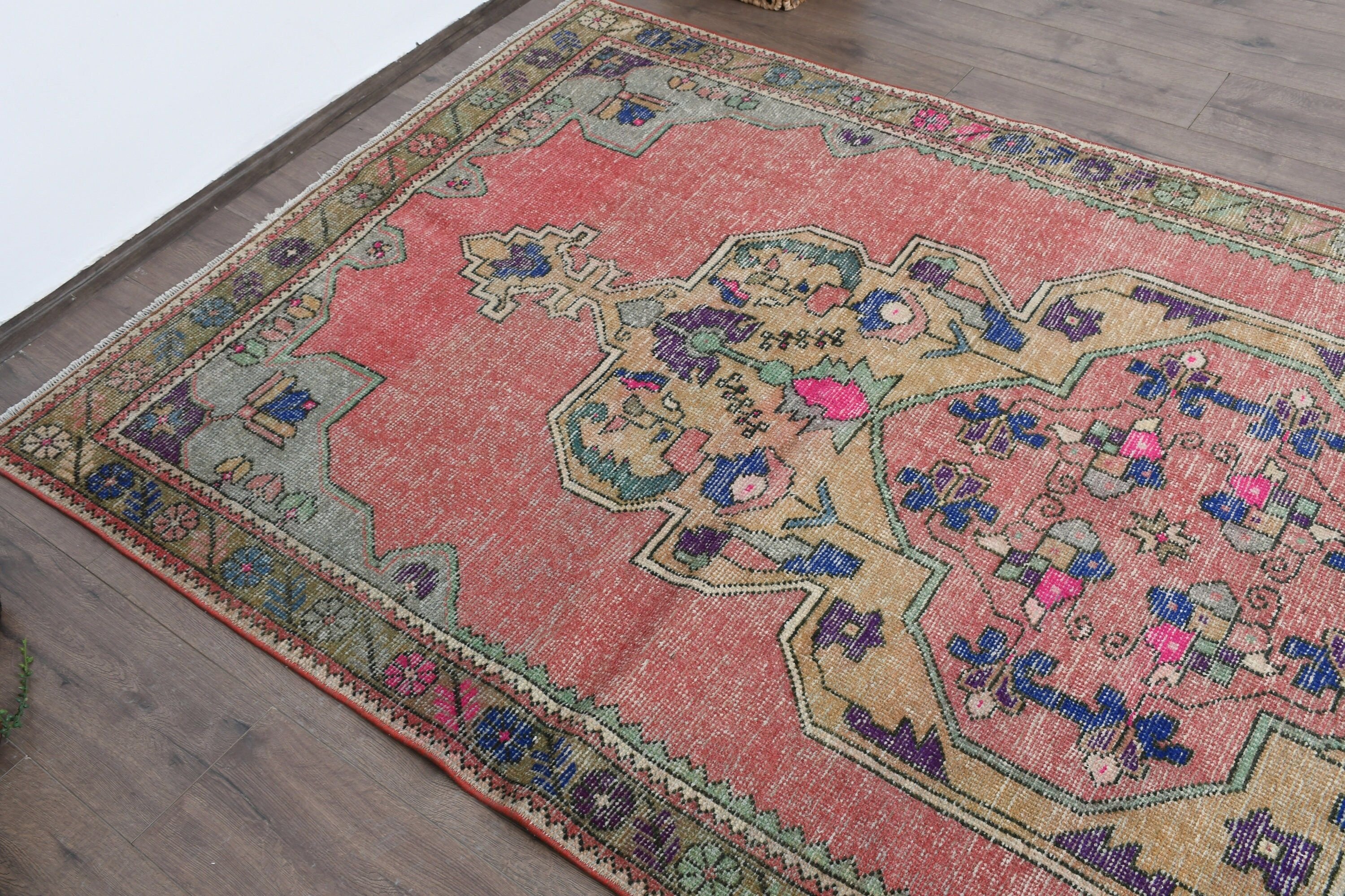 Salon Rug, Pink Moroccan Rugs, Vintage Rug, Home Decor Rug, Turkish Rugs, Office Rug, Living Room Rugs, Floor Rug, 4.7x8.8 ft Large Rug