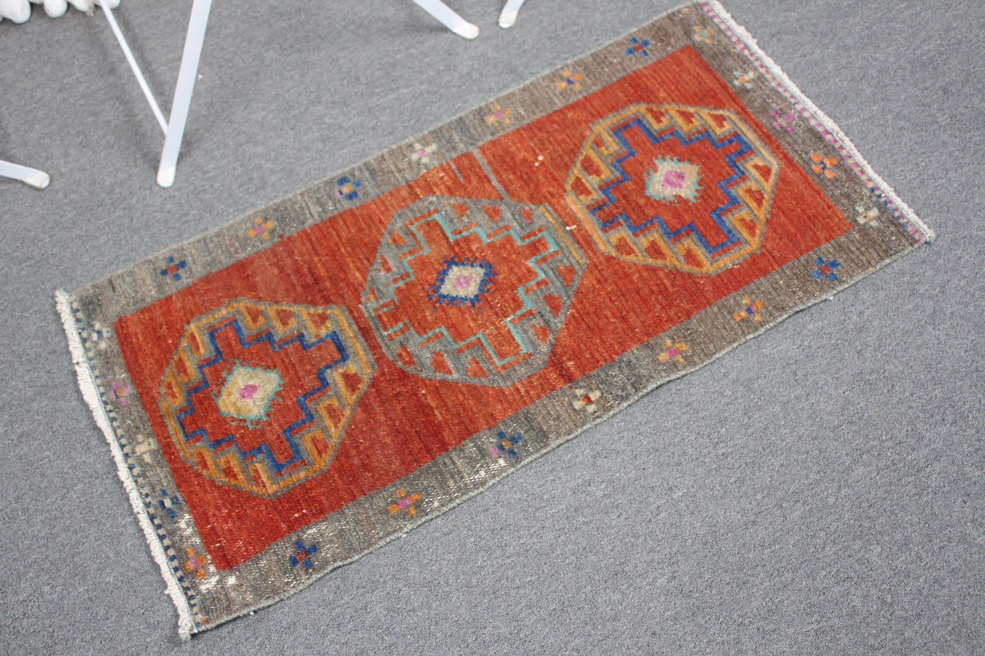 Wall Hanging Rug, Vintage Rug, Turkish Rugs, Anatolian Rug, Red Wool Rug, Bedroom Rug, Bathroom Rug, 1.5x3 ft Small Rugs, Abstract Rugs