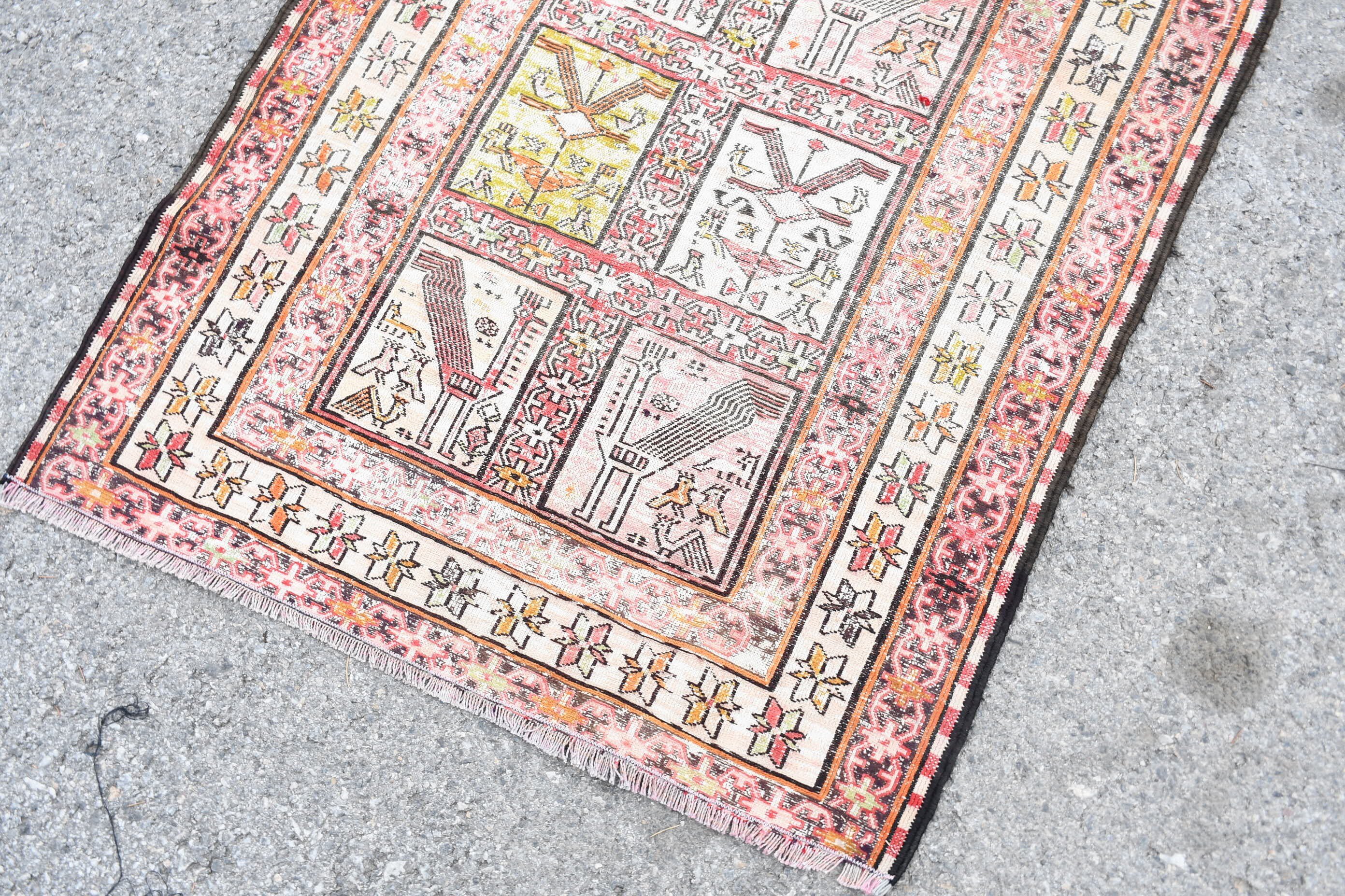 Türk Halısı, Yatak Odası Halısı, Kilim, Sanat Halıları, Fas Halısı, Duvara Asılı Halılar, 2,5x2,9 ft Küçük Halı, Havalı Halılar, Kırmızı Anadolu Halısı, Vintage Halı