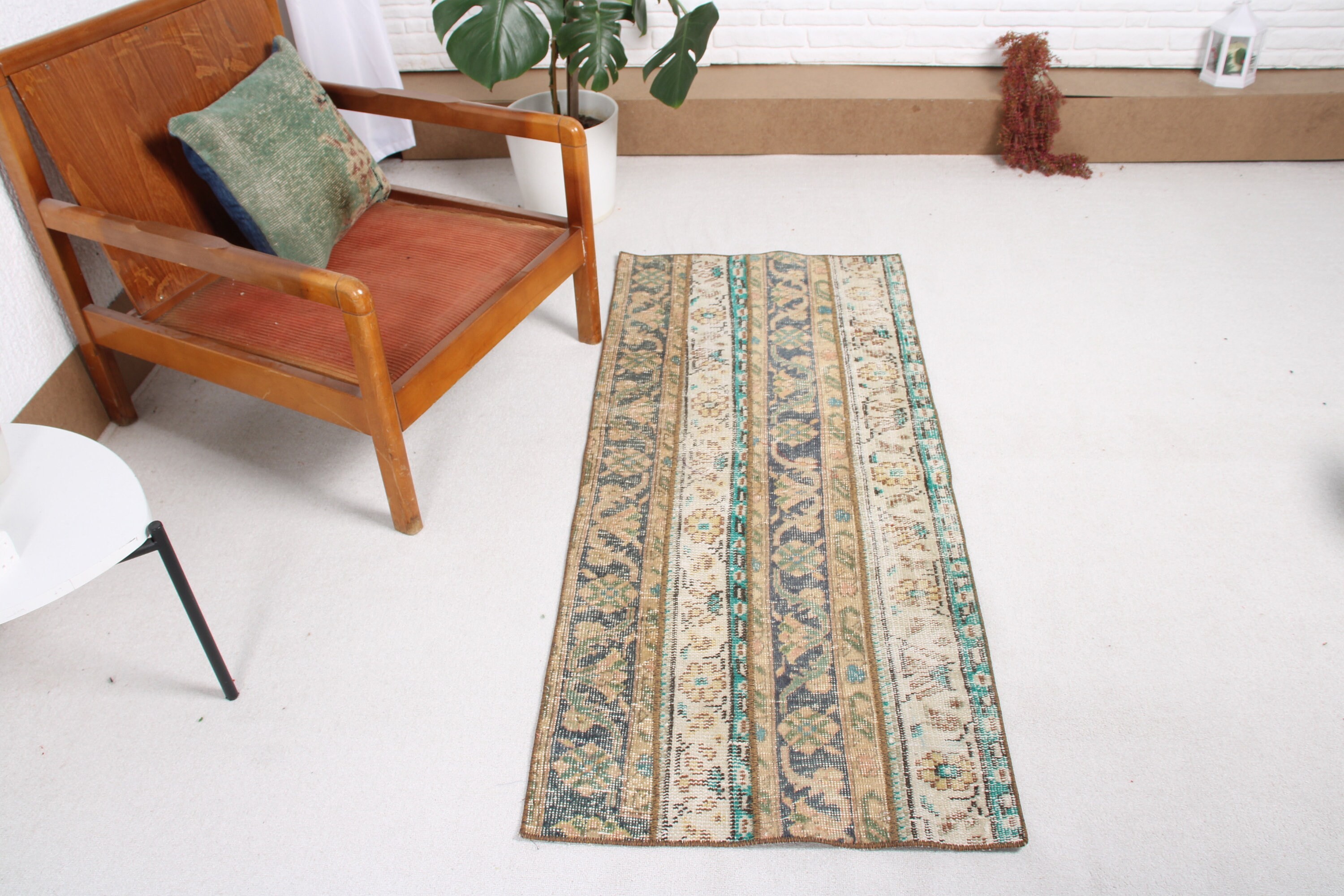 Vintage Rugs, Small Area Rug, Entry Rugs, Green Moroccan Rugs, Tribal Rugs, Turkish Rug, Bedroom Rugs, Anatolian Rug, 2.2x5 ft Small Rug