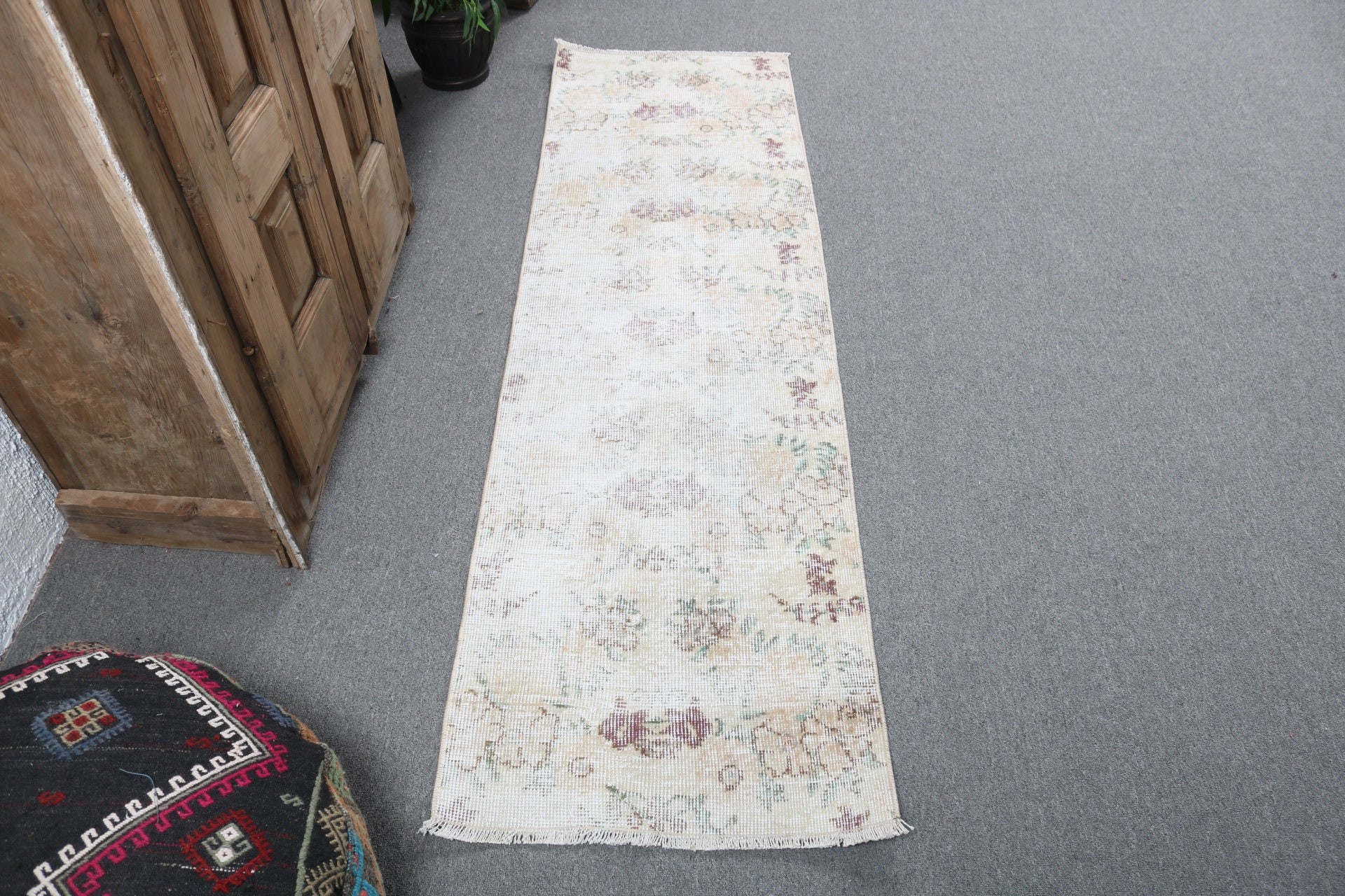 Vintage Halı, Merdiven Halısı, Mutfak Halısı, Mutfak Halıları, Egzotik Halı, Oushak Halıları, 1.8x6.2 ft Runner Halıları, Bej Fas Halısı, Türk Halıları