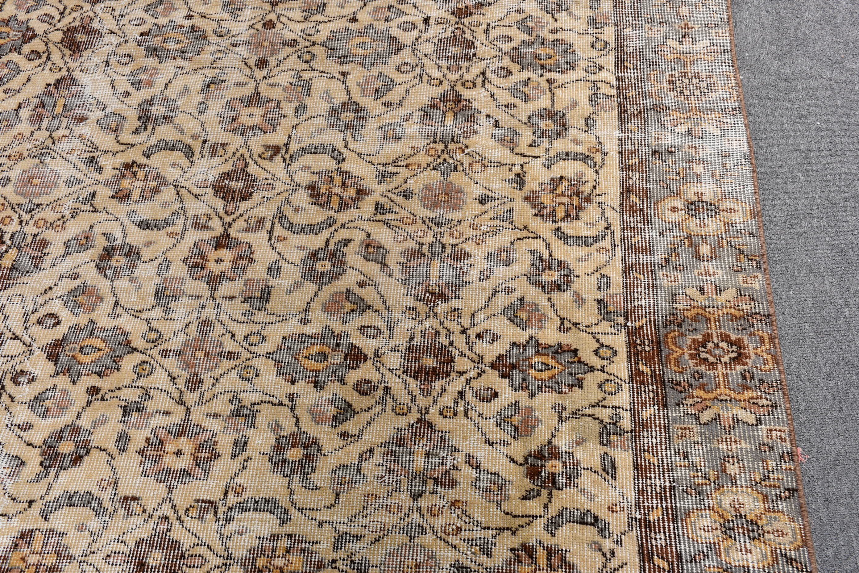 Turkish Rug, Beige Oriental Rug, Luxury Rug, Vintage Rugs, Anatolian Rugs, Aesthetic Rug, Bedroom Rugs, 4.9x7.9 ft Area Rug, Kitchen Rug