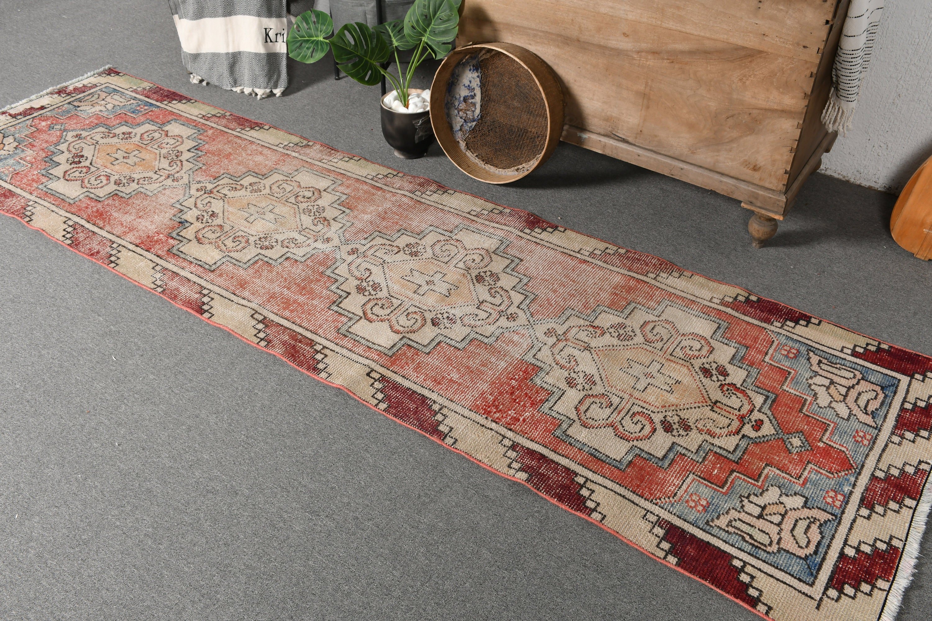 Fas Halısı, Türkiye Halıları, 2.7x9.4 ft Runner Halısı, Türk Halısı, Merdiven Halıları, Vintage Halı, Anadolu Halıları, Kırmızı Oryantal Halı, Koridor Halısı