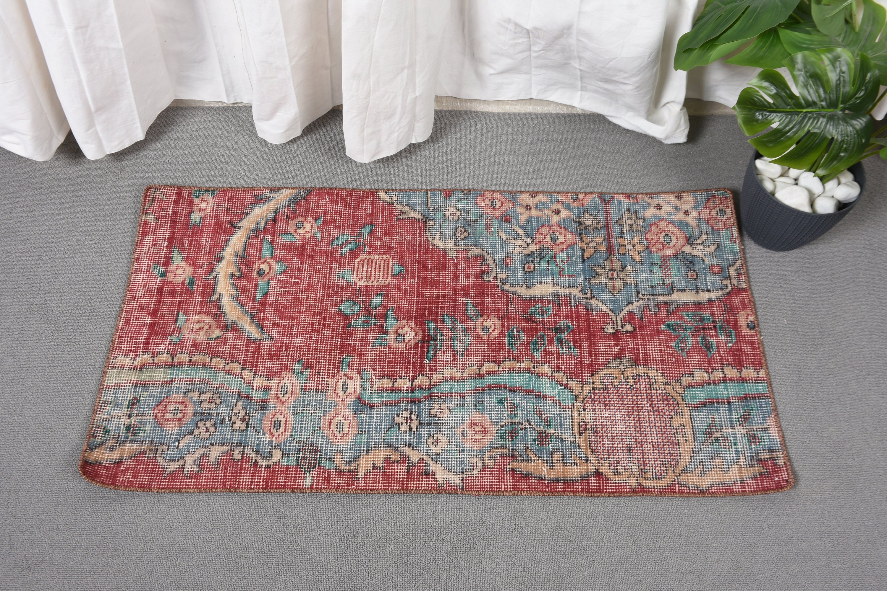 Bath Rugs, Bedroom Rugs, Rugs for Entry, Vintage Rug, Red  1.7x3.3 ft Small Rugs, Geometric Rug, Statement Rug, Turkish Rugs