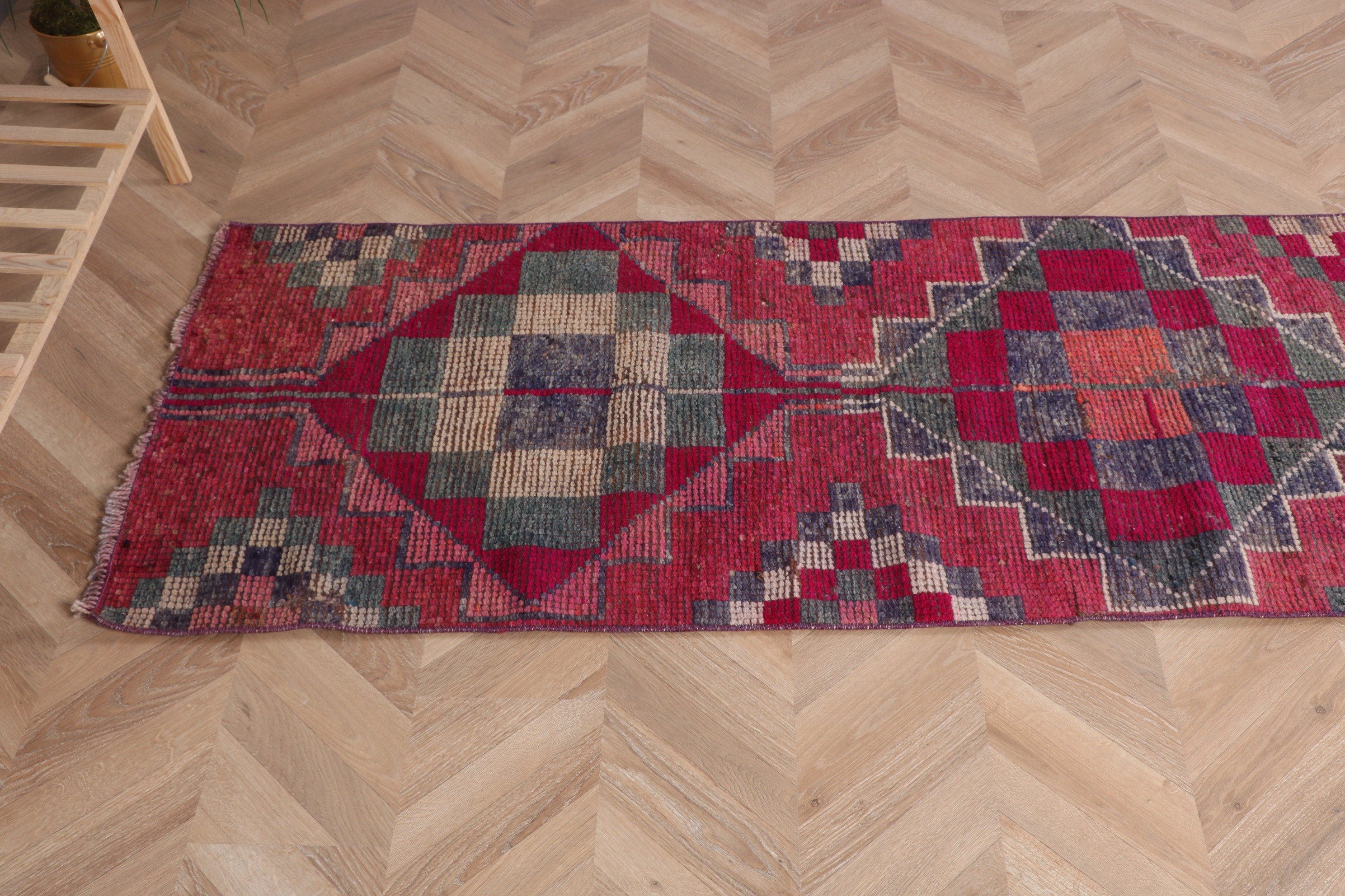 Yün Halı, Anadolu Halıları, Etnik Halılar, Vintage Halılar, Türk Halıları, Merdiven Halısı, 2.3x8.1 ft Runner Halısı, Pembe Geometrik Halılar, Uzun Runner Halısı