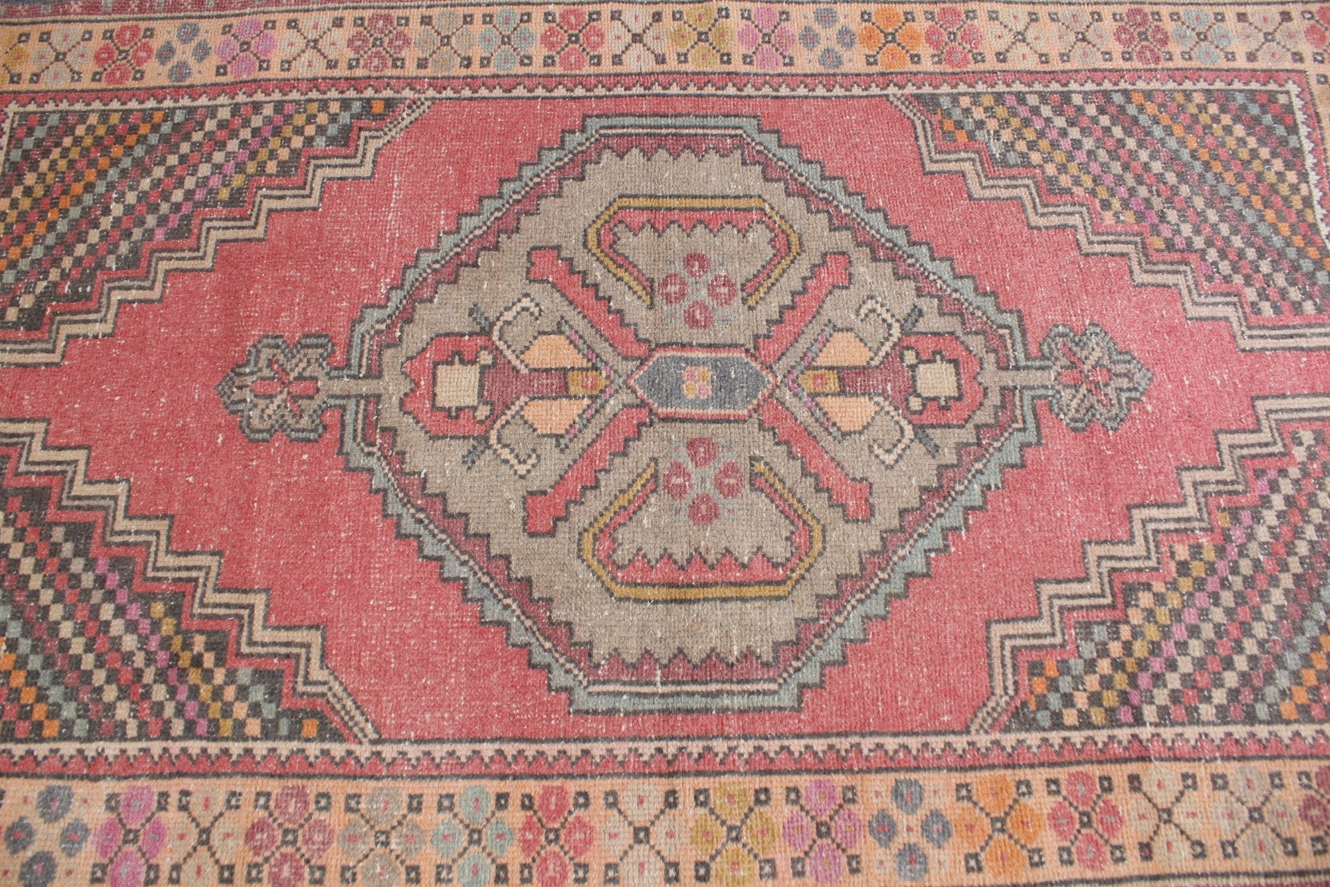 Giriş Halıları, Oryantal Halı, Giriş Halıları, Kabile Halısı, Türk Halısı, Yatak Odası Halıları, Pembe Anadolu Halısı, Vintage Halı, 3,7x6,3 ft Accent Halı