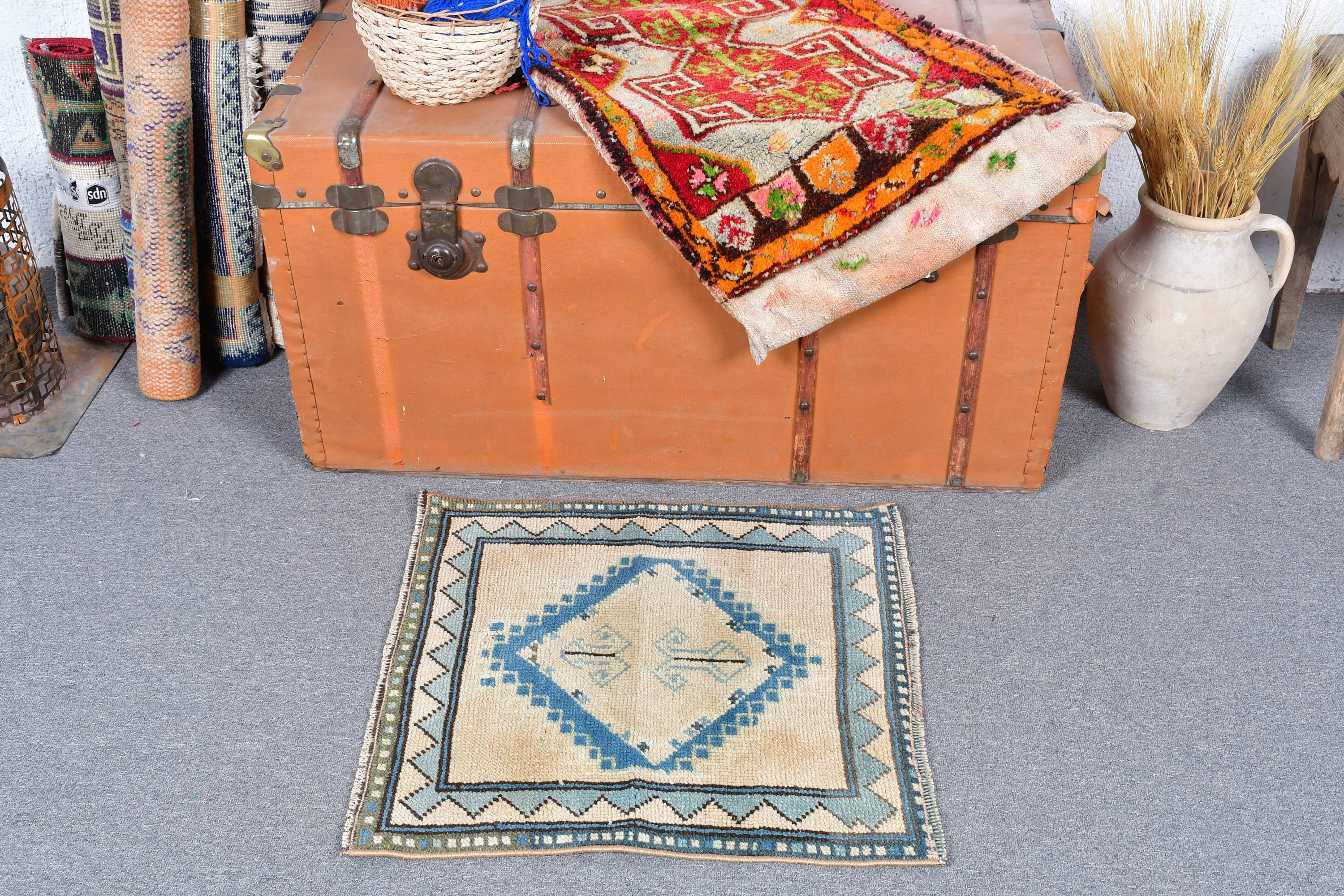 Beige Floor Rug, Bath Rug, Rugs for Entry, Vintage Rugs, Turkish Rug, Dorm Rug, Oriental Rug, 1.9x2 ft Small Rug, Kitchen Rug