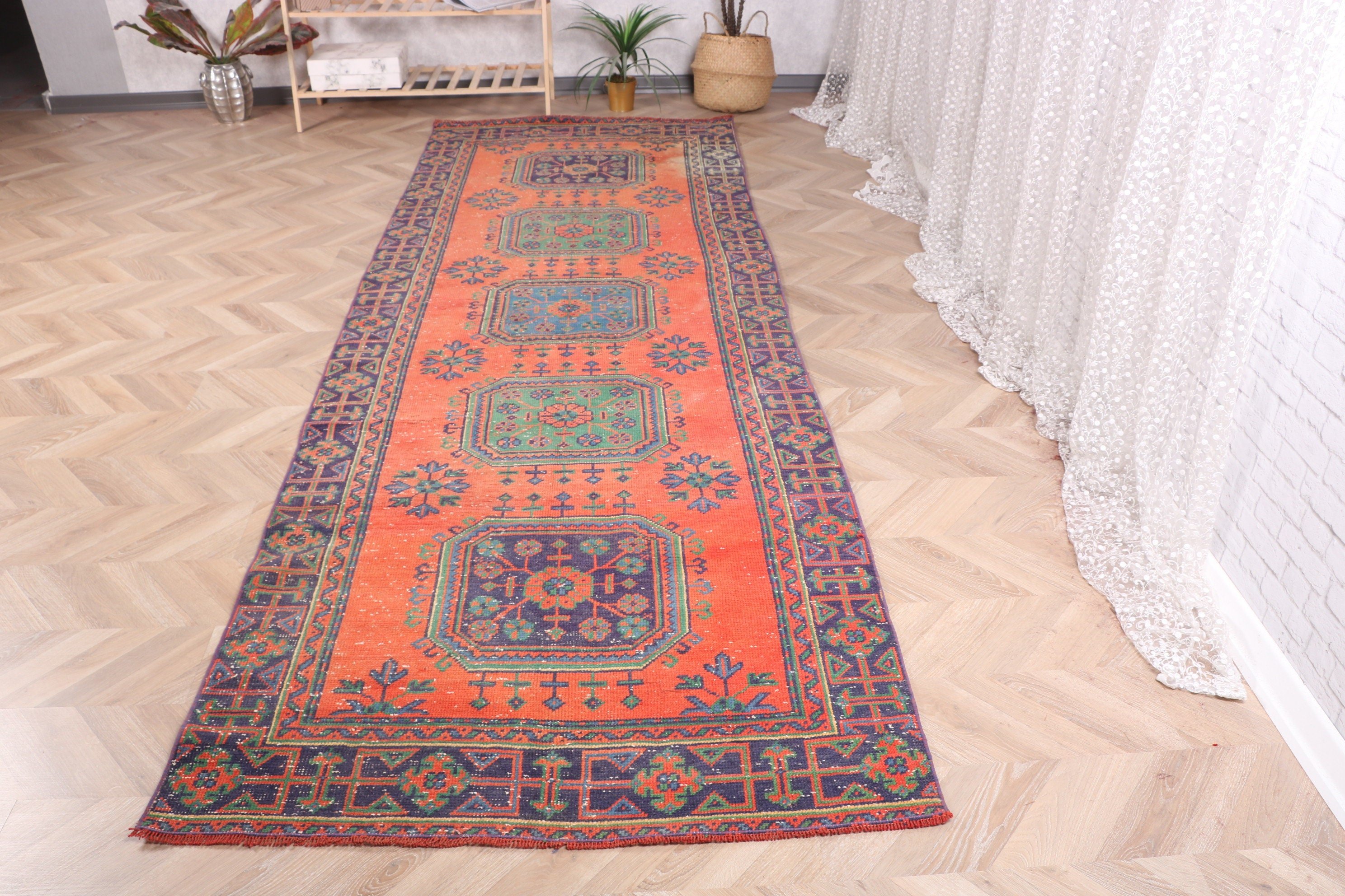 Vintage Runner Halı, Kırmızı Soğuk Halılar, Tribal Halılar, Merdiven Halıları, Vintage Halı, Türk Halısı, 3,9x11 ft Runner Halı, Nötr Halılar, Oryantal Halı