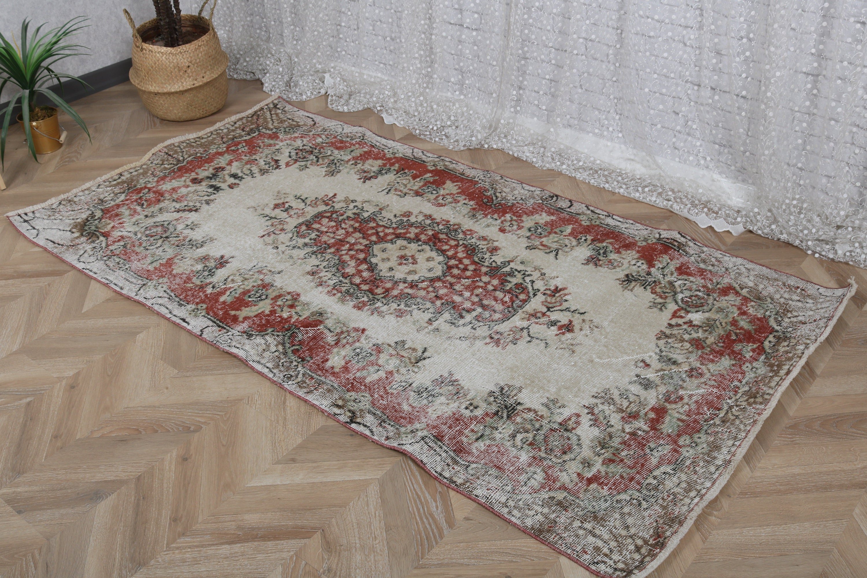 Vintage Accent Halılar, 3.5x6.7 ft Accent Halı, Mutfak Halısı, Vintage Halılar, Türk Halıları, Modern Halılar, Çocuk Halıları, Bej Açıklama Halıları