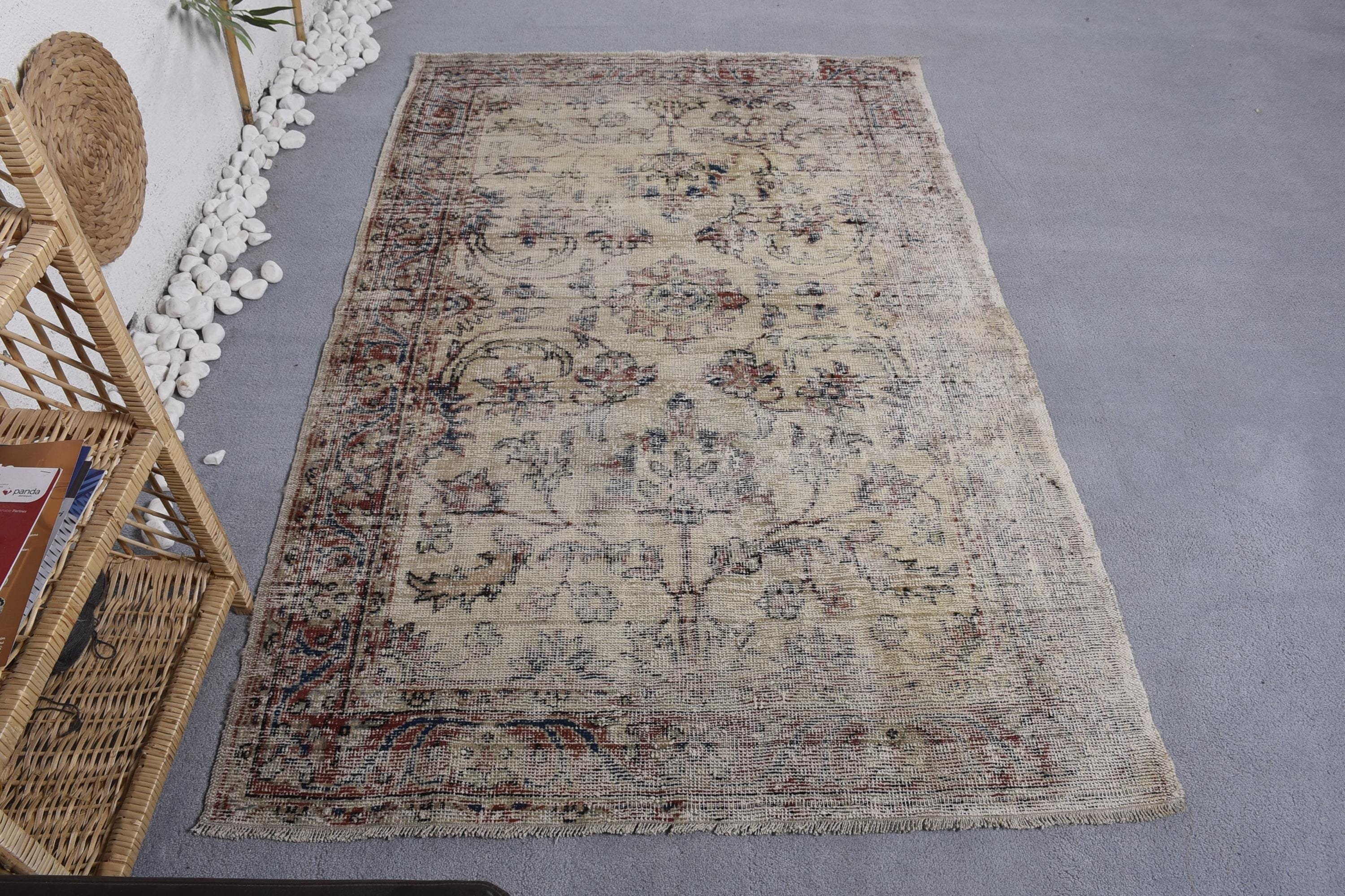 Mutfak Halıları, Türk Halısı, 4.1x6.4 ft Alan Halısı, Yemek Odası Halıları, Aztek Halısı, Anadolu Halıları, Vintage Halı, Çocuk Halısı, Bej Anadolu Halıları