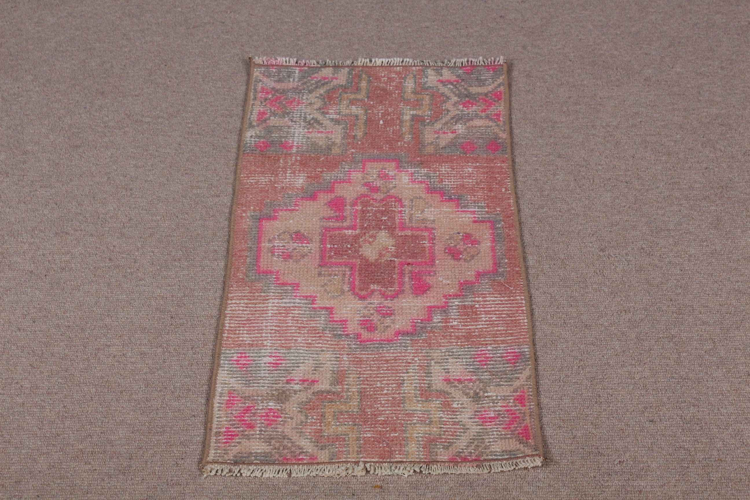 Vintage Halılar, 1.3x2.6 ft Küçük Halı, Türk Halısı, Banyo Halısı, Fas Halısı, Pembe Yün Halı, Giriş Halısı, Banyo Halıları