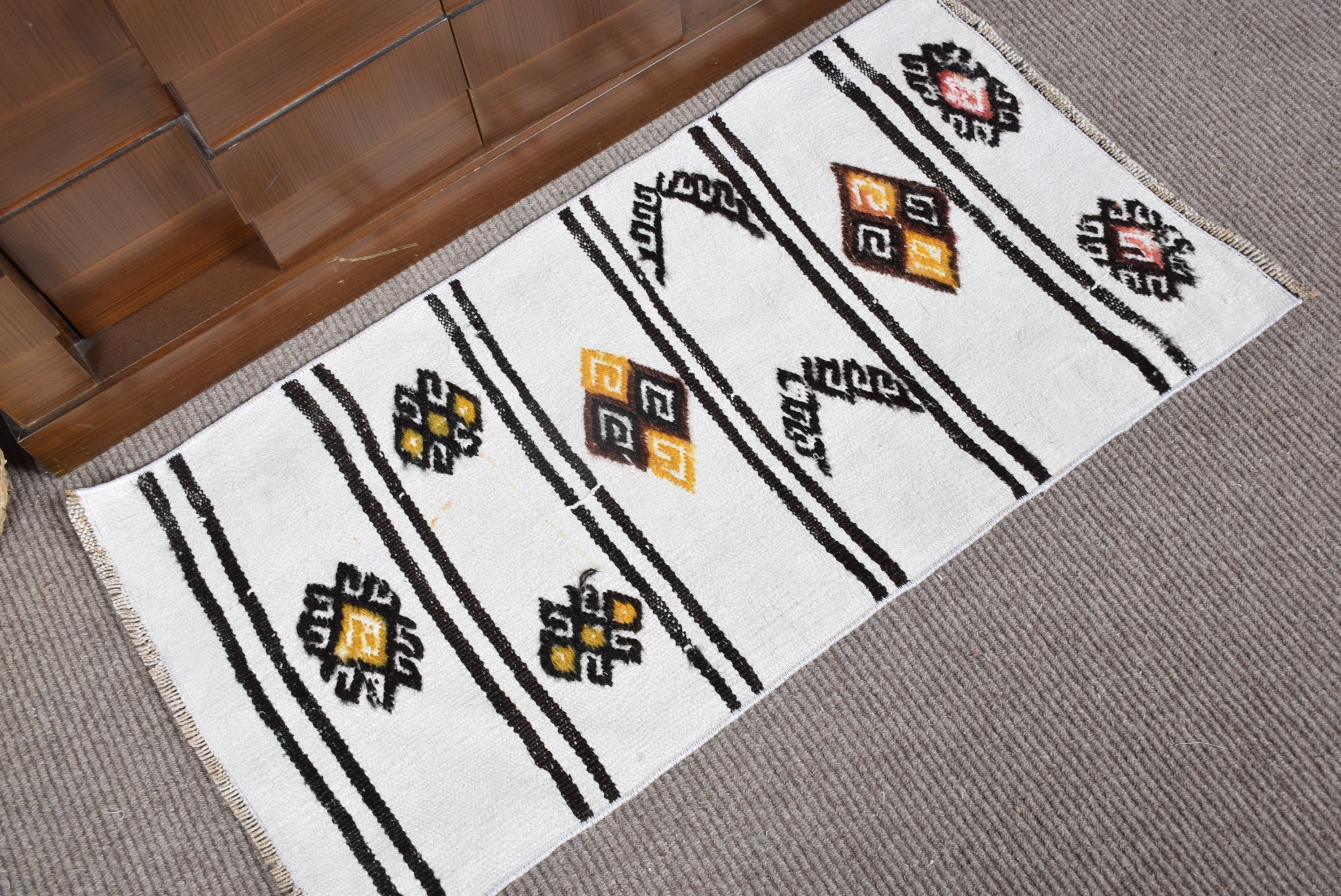 Kitchen Rugs, Entry Rugs, Vintage Rug, Rugs for Kitchen, Beige Floor Rug, Moroccan Rug, Wool Rug, Turkish Rug, 1.7x3.2 ft Small Rug