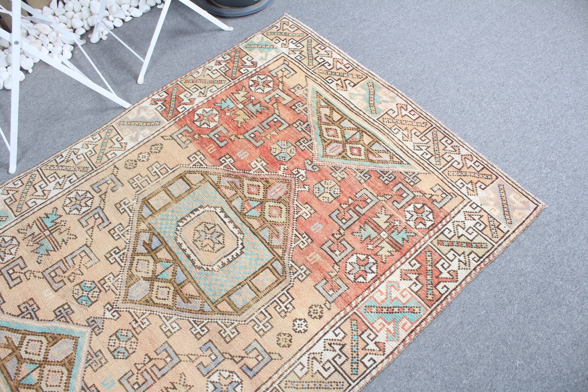 Entry Rug, Vintage Rug, Oushak Rugs, Moroccan Rugs, Rugs for Bedroom, Kitchen Rugs, 4x5.3 ft Accent Rug, Beige Bedroom Rug, Turkish Rugs