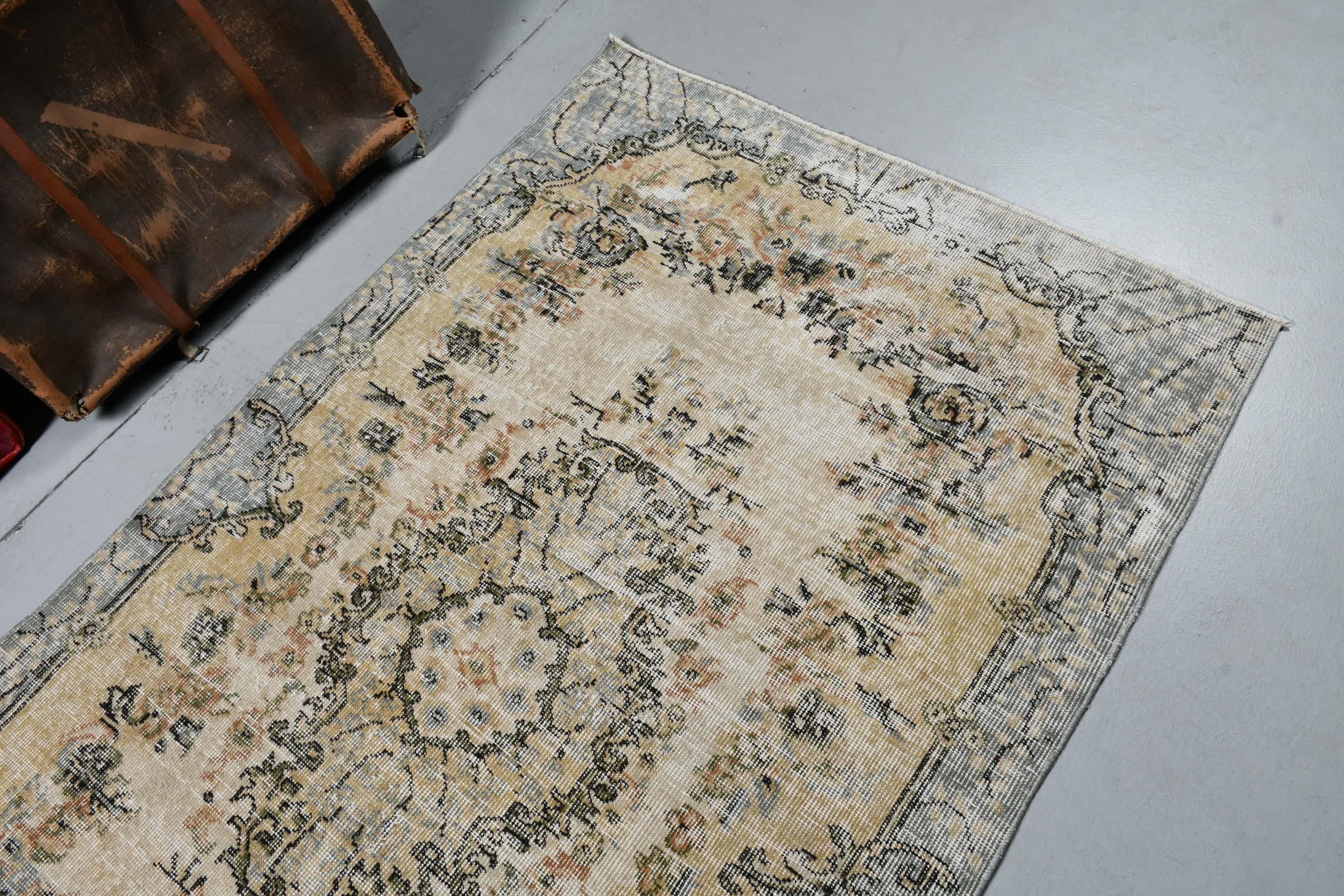 Bedroom Rugs, Vintage Rugs, Rugs for Kitchen, 3.8x6.5 ft Area Rug, Oushak Rugs, Anatolian Rug, Beige Oushak Rug, Nursery Rug, Turkish Rug