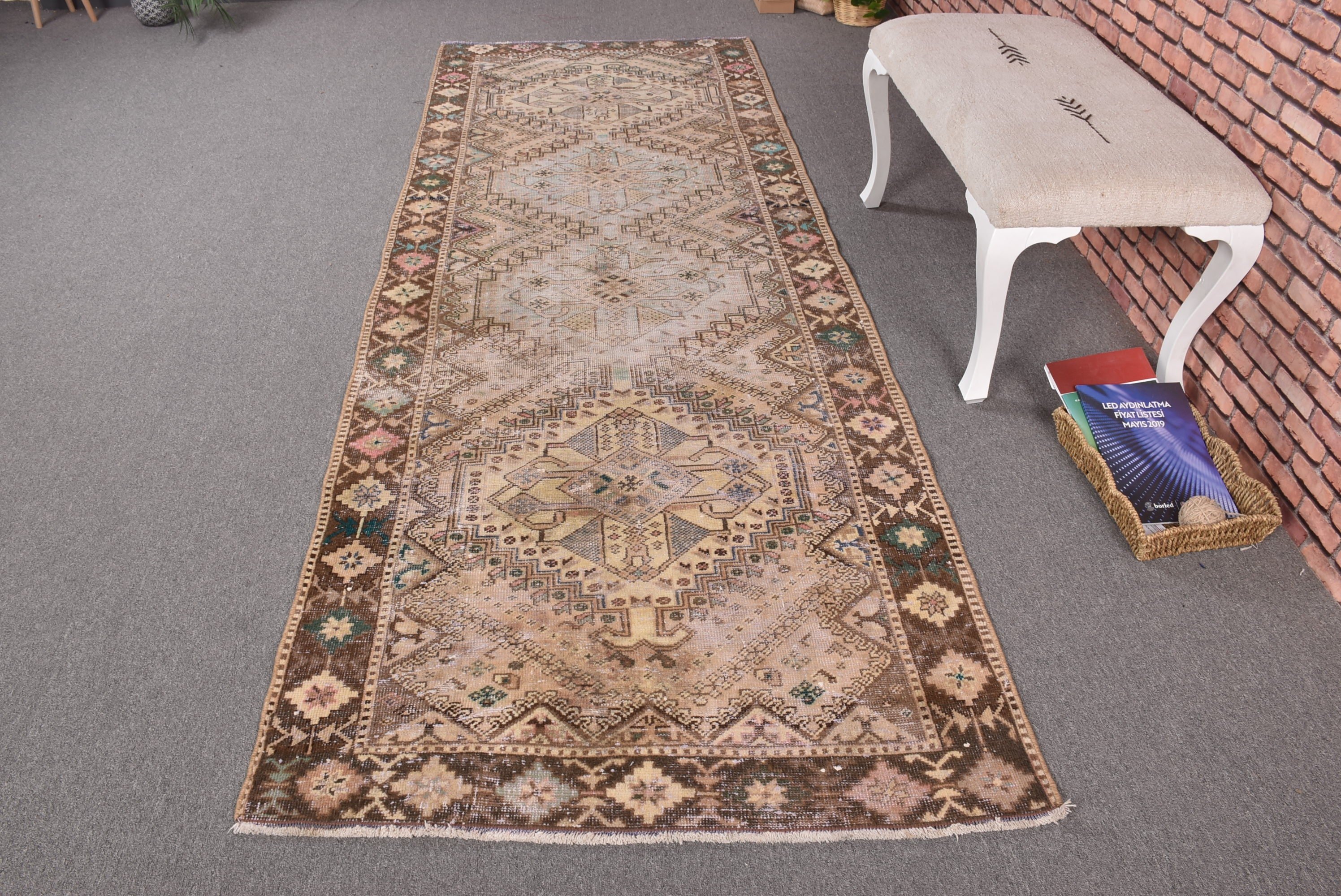 Vintage Halı, Antika Halılar, Türk Halısı, 3.5x9.7 ft Yolluk Halısı, Bej Modern Halı, Uzun Yolluk Halısı, Koridor Halıları, Soğuk Halı, Merdiven Halısı