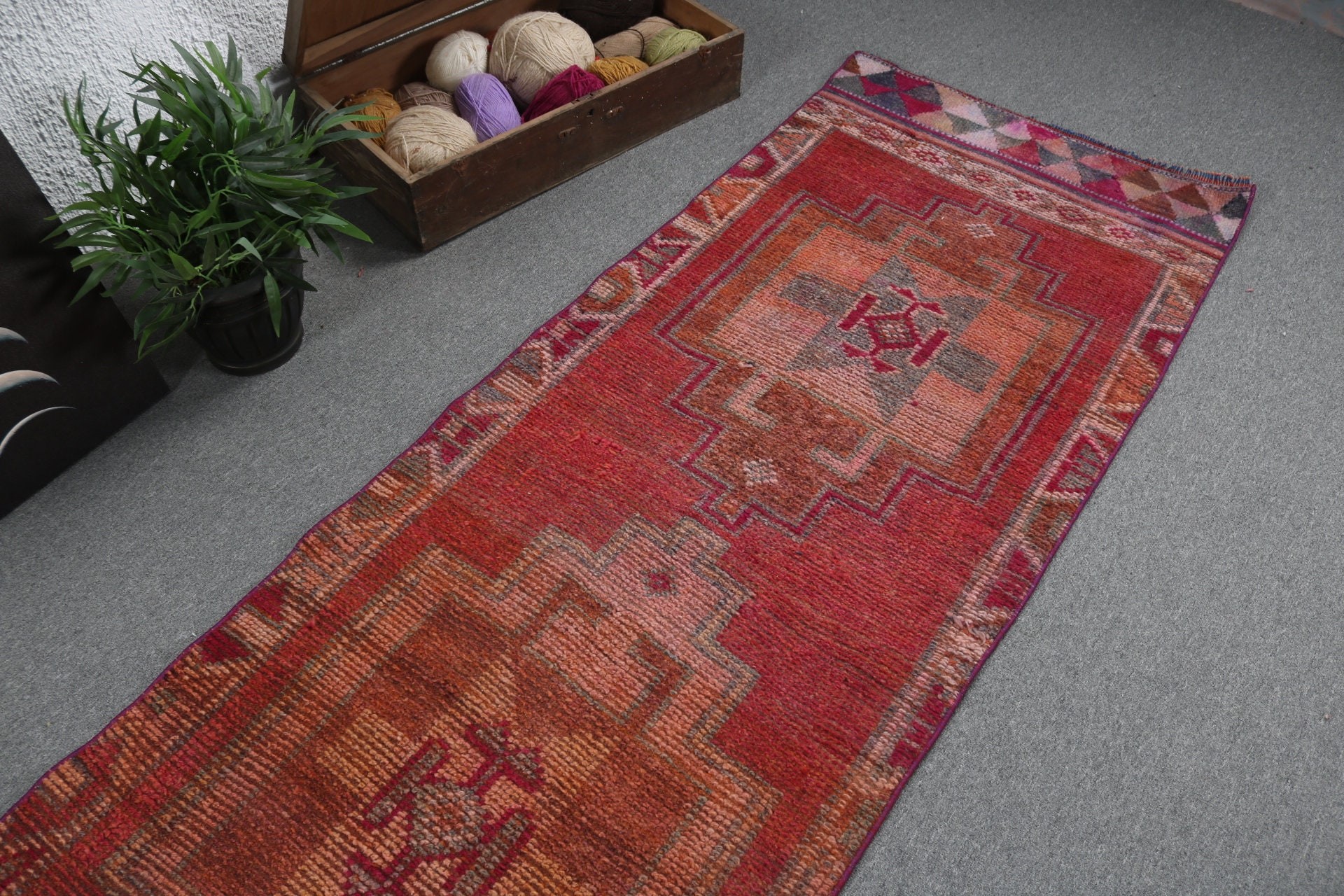 Etnik Halı, Mutfak Halısı, Vintage Halılar, Türk Halıları, 2,8x12,1 ft Runner Halısı, Vintage Runner Halısı, Bildiri Halısı, Pembe Yer Halıları, Merdiven Halısı