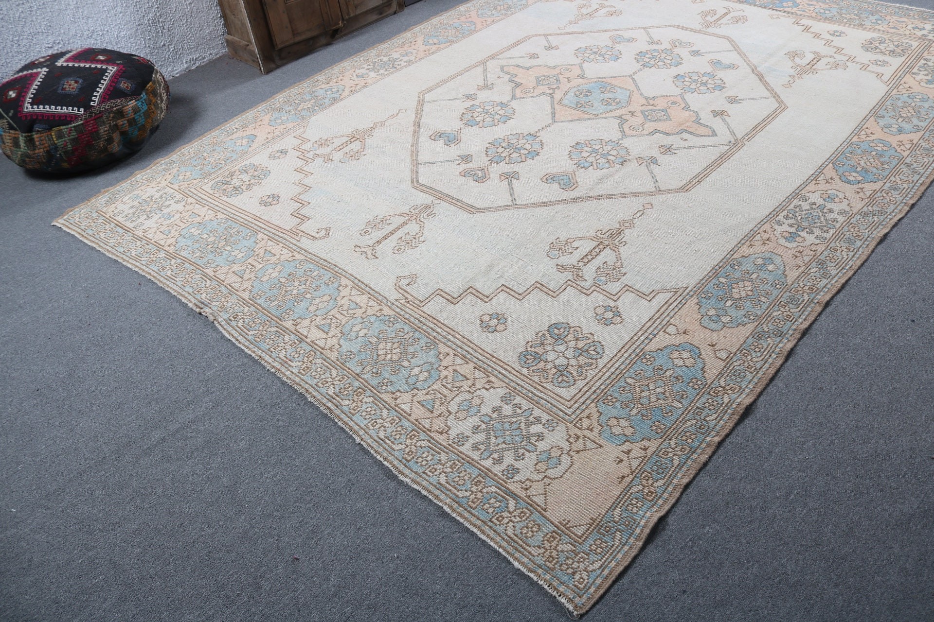 Beige Flatweave Rugs, Vintage Rug, Turkish Rug, 7.5x10.2 ft Oversize Rug, Neutral Rug, Living Room Rug, Dining Room Rug