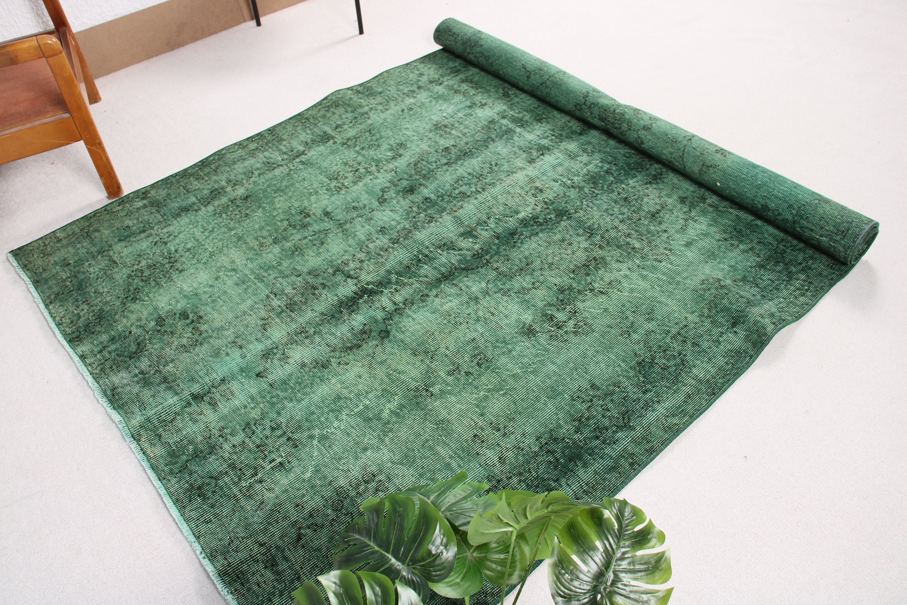 Vintage Rug, Green  5.2x7.9 ft Large Rugs, Anatolian Rug, Cool Rugs, Living Room Rug, Turkish Rugs, Dining Room Rugs