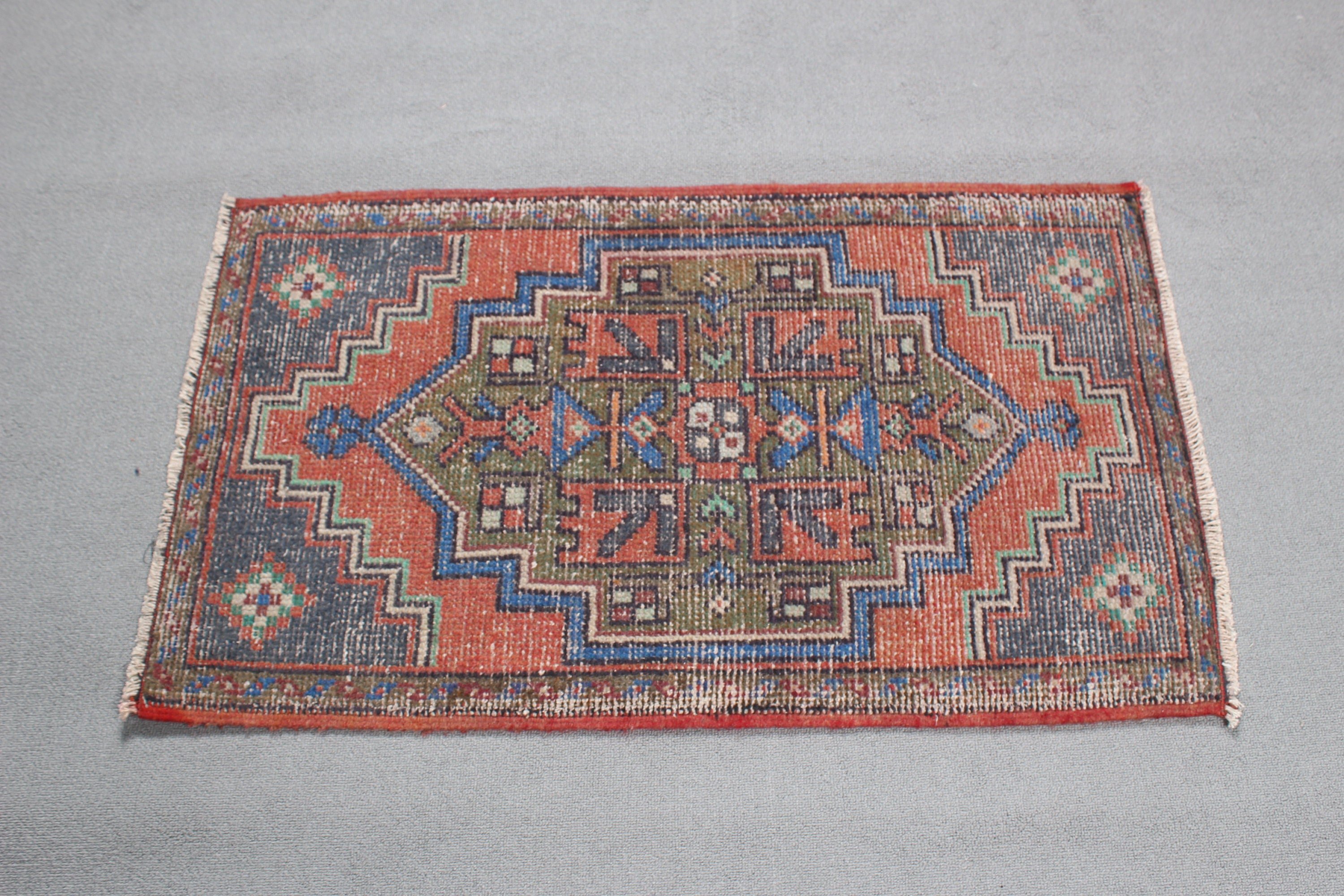 Harika Halılar, 1.9x3.2 ft Küçük Halılar, Yatak Odası Halıları, Türk Halıları, Kapı Paspası Halıları, Lüks Halı, Vintage Halı, Kırmızı Ev Dekor Halıları, Giriş Halıları