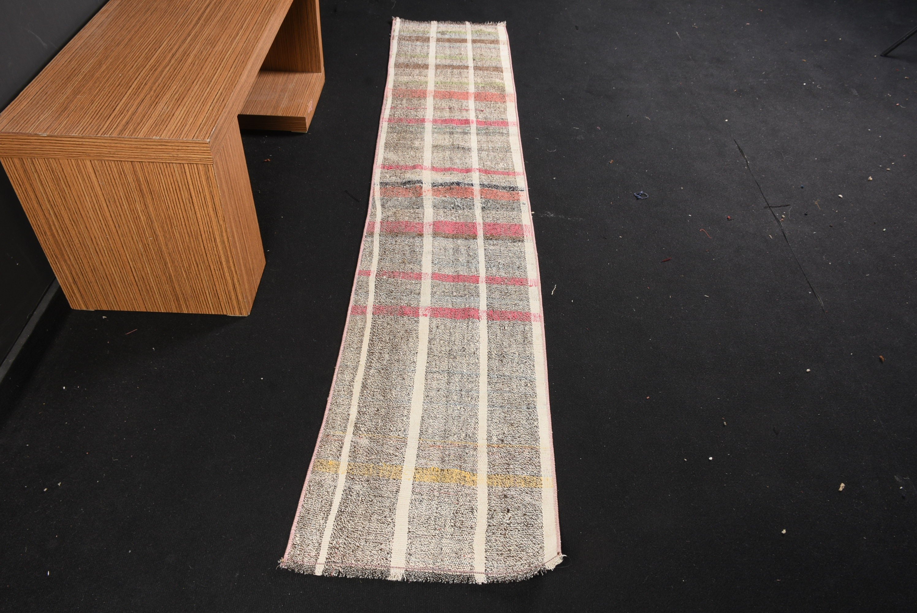 Pembe Havalı Halılar, Soyut Halı, Kilim, Fas Halısı, Merdiven Halıları, Oryantal Halı, Türk Halısı, Merdiven Halısı, 1.6x8.1 ft Runner Halısı, Vintage Halı