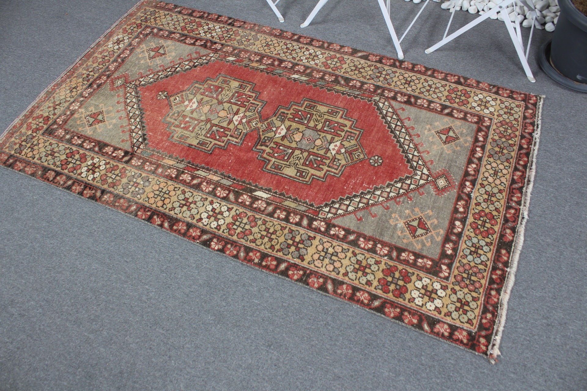 Vintage Halı, 3,3x5,8 ft Aksan Halısı, Türk Halıları, Çocuk Odası Halıları, Giriş Halısı, Kırmızı Soğuk Halı, Çocuk Odası Halıları, Oryantal Halı, Fas Halısı