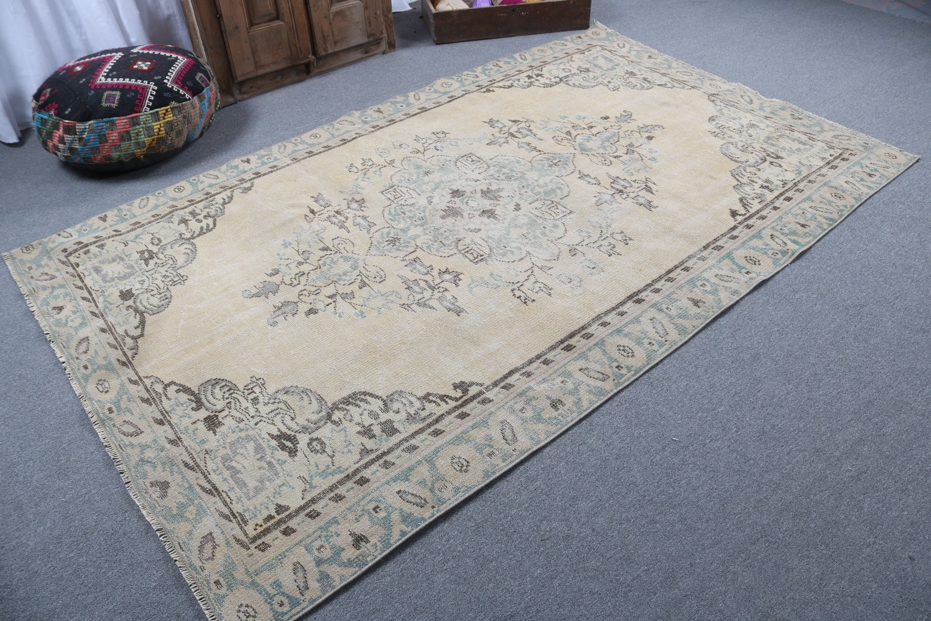 Large Vintage Rug, 5.4x8.5 ft Large Rugs, Bedroom Rug, Vintage Rugs, Home Decor Rugs, Turkish Rugs, Beige Anatolian Rugs, Moroccan Rugs