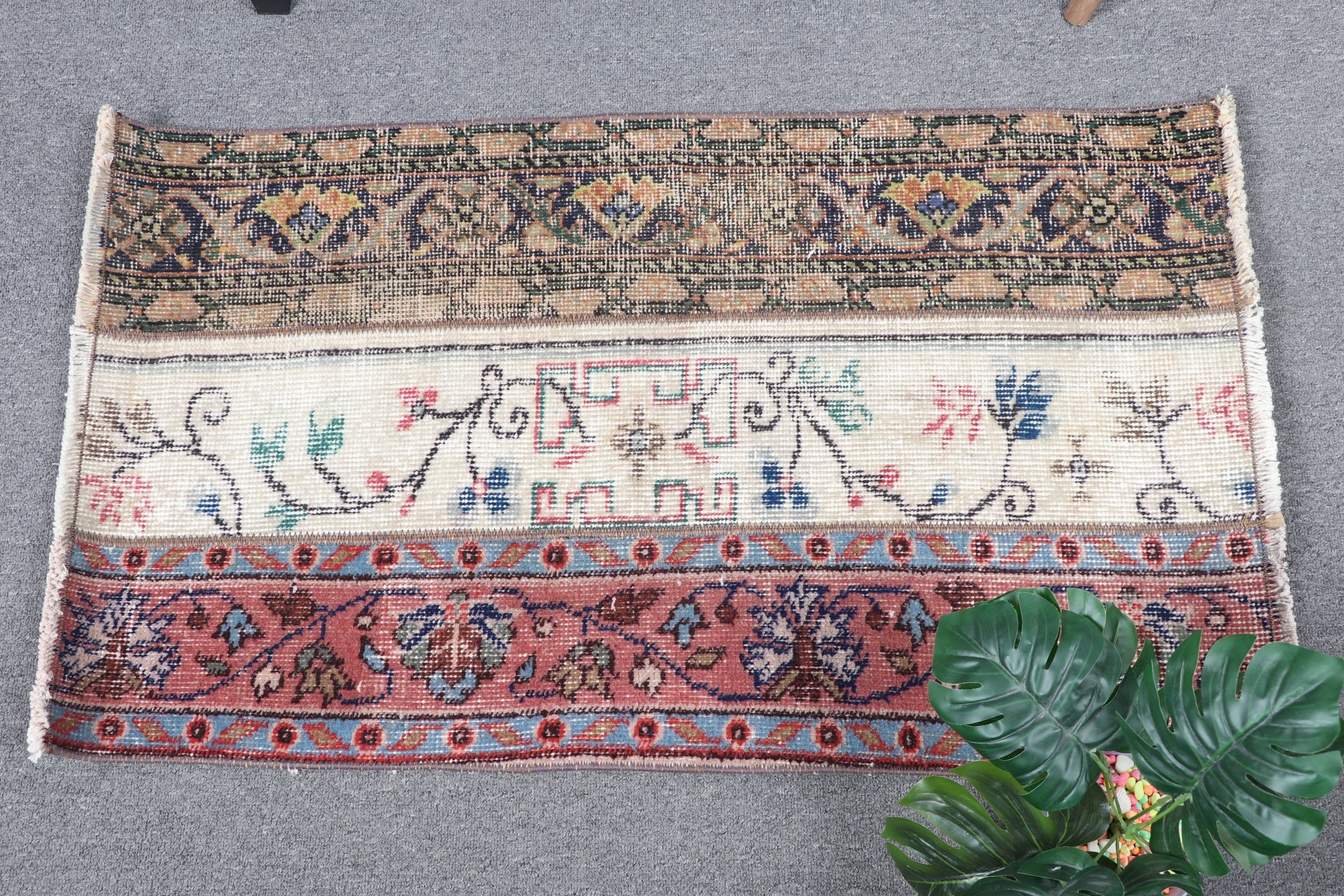 Kitchen Rug, Beige Antique Rug, Turkish Rugs, 1.9x3.2 ft Small Rugs, Bathroom Rug, Aztec Rugs, Moroccan Rug, Vintage Rug, Car Mat Rug