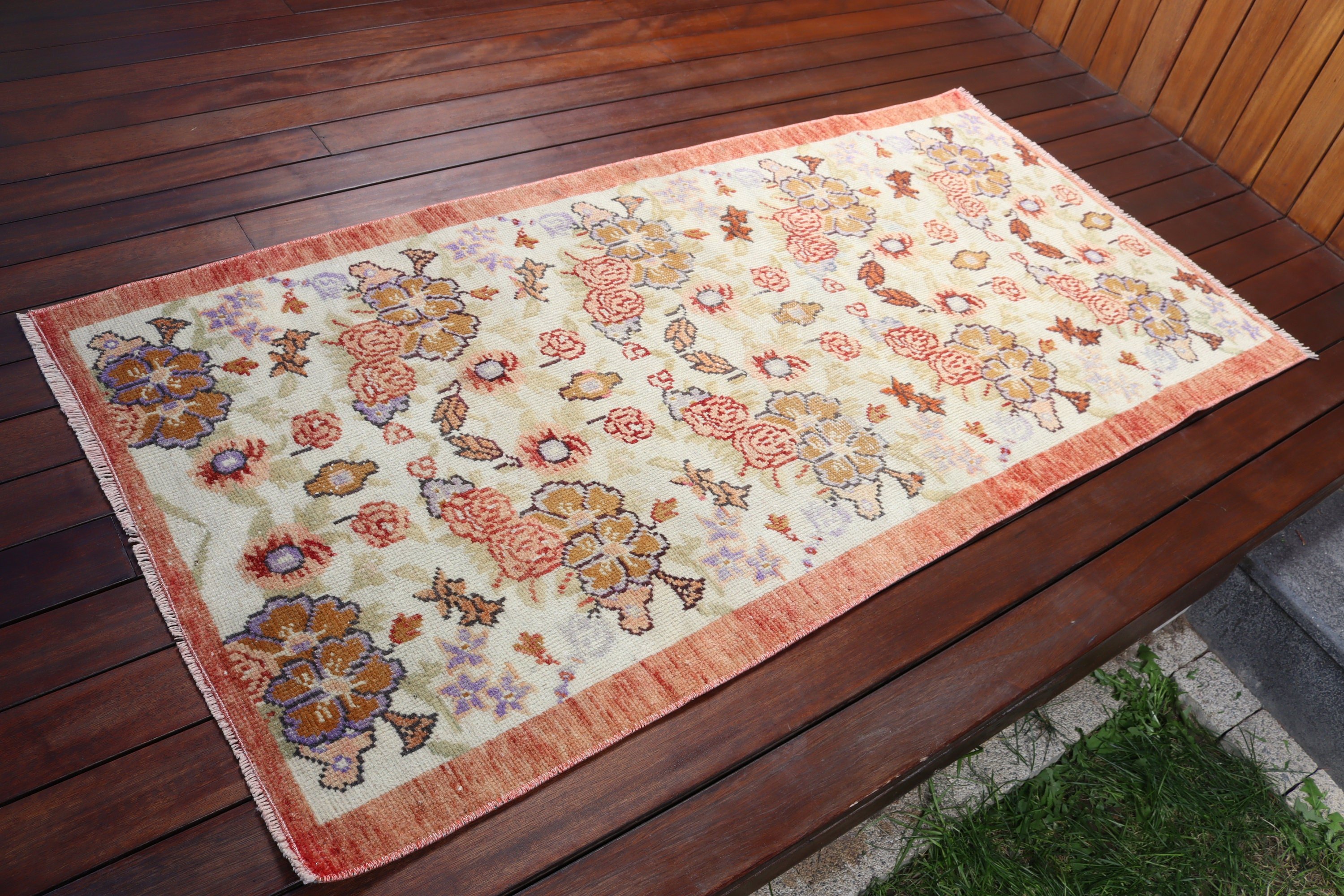 Vintage Rugs, Vintage Accent Rug, Handwoven Rugs, 2.8x5.5 ft Accent Rug, Turkish Rug, Entry Rugs, Beige Flatweave Rug