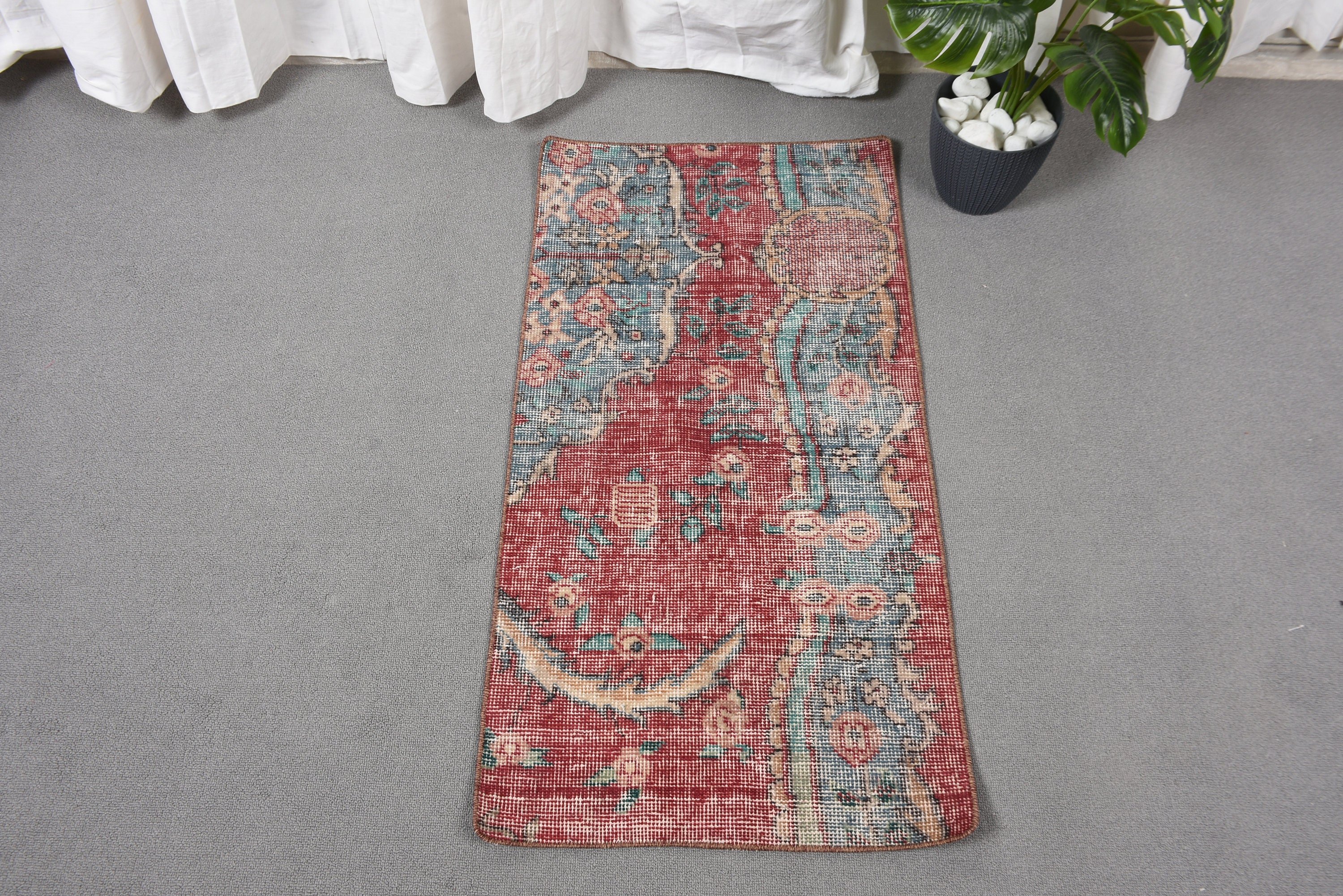 Bath Rugs, Bedroom Rugs, Rugs for Entry, Vintage Rug, Red  1.7x3.3 ft Small Rugs, Geometric Rug, Statement Rug, Turkish Rugs