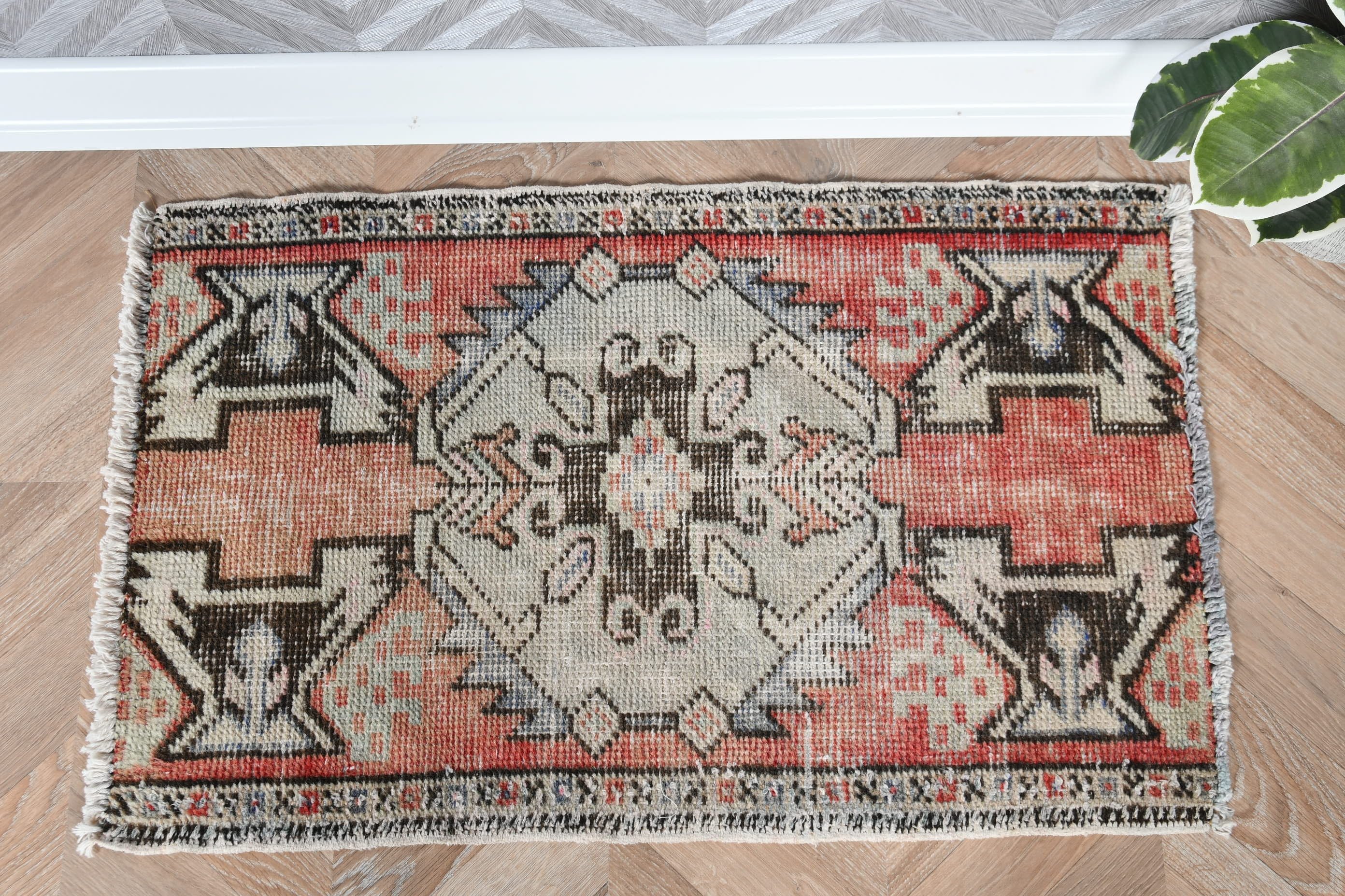 Vintage Halı, Türk Halısı, Anadolu Halısı, Banyo Halısı, Kırmızı Mutfak Halısı, 1.6x2.6 ft Küçük Halılar, Sanat Halısı, Mutfak Halısı, Banyo Halıları, Yatak Odası Halısı