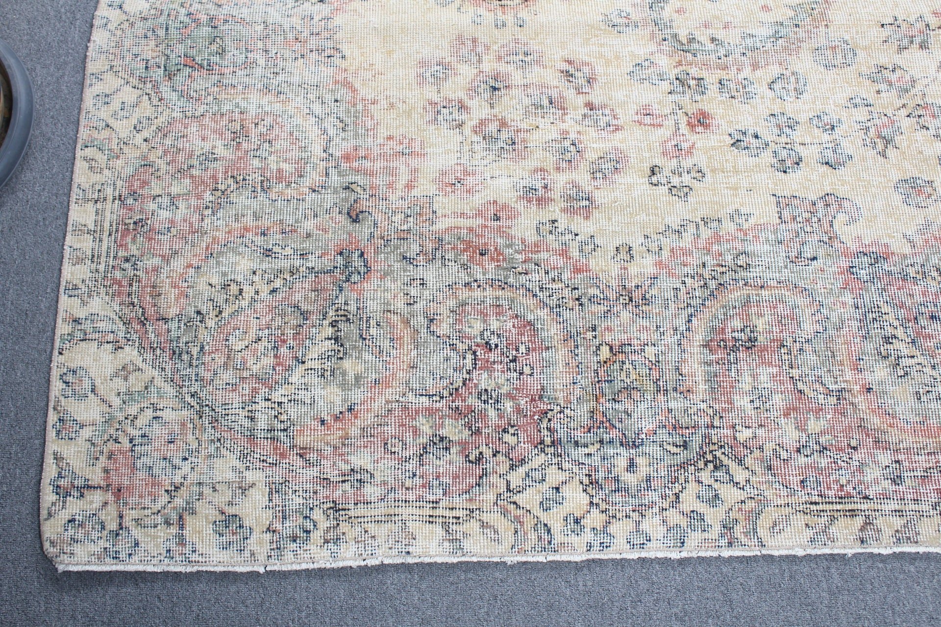 Vintage Rug, Living Room Rugs, Home Decor Rugs, Turkish Rug, Salon Rug, 7.9x10.7 ft Oversize Rug, Beige Antique Rug, Old Rug