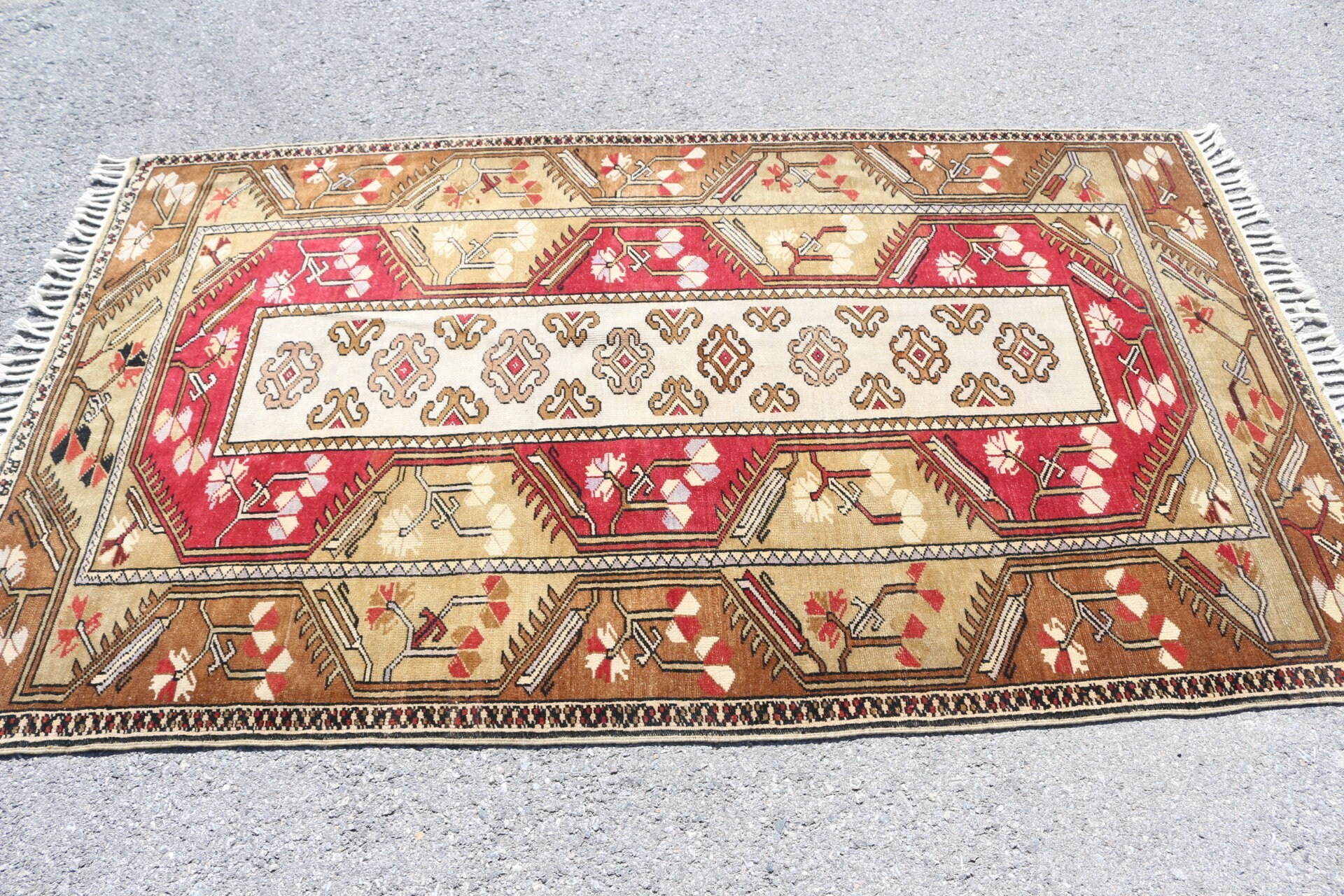 Yemek Odası Halıları, Soğuk Halı, Çocuk Halısı, Yatak Odası Halısı, 4,1x6,8 ft Alan Halıları, Fas Halıları, Vintage Halı, Türk Halısı, Kırmızı Oushak Halısı