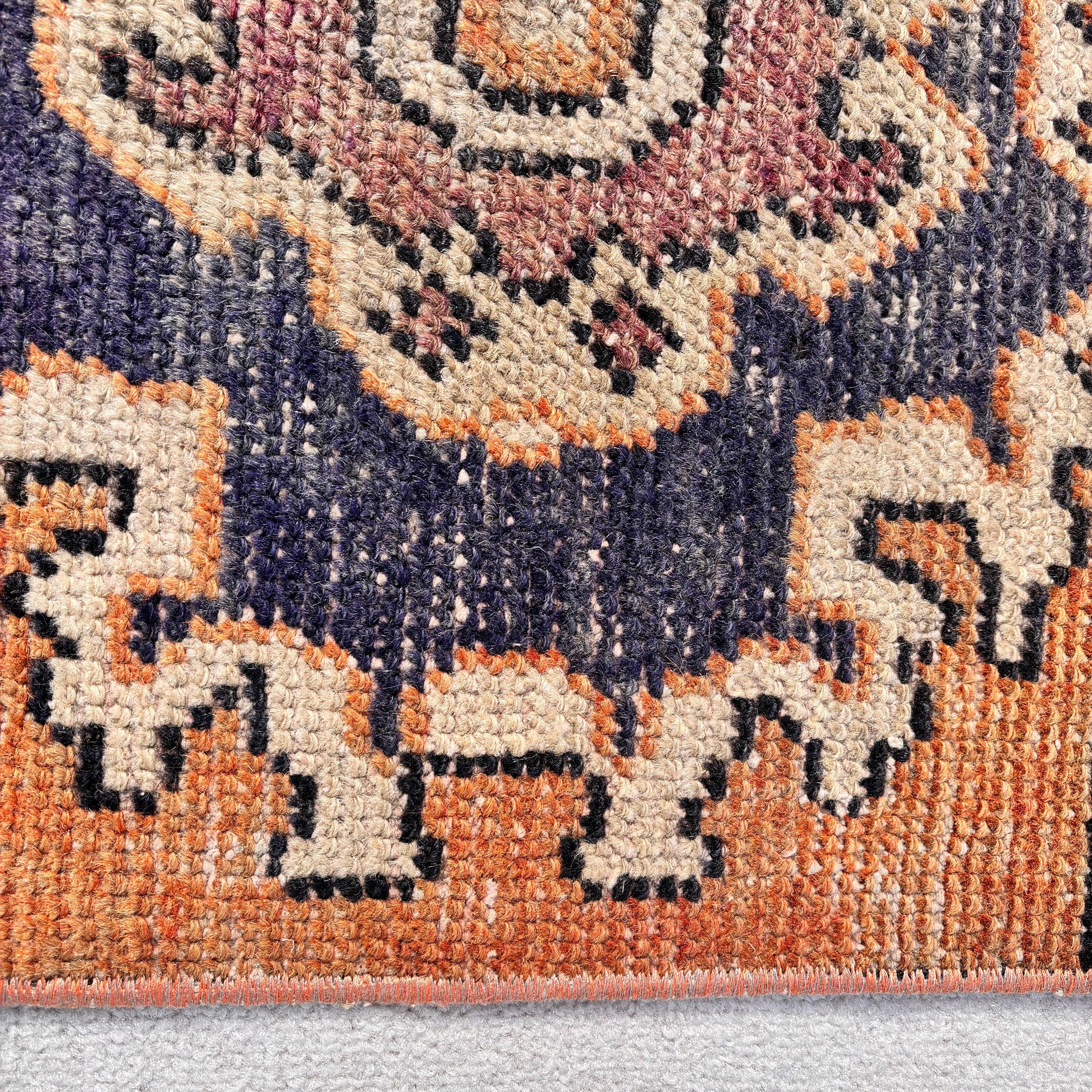 Turuncu Geometrik Halılar, Paspas Halıları, Vintage Halı, Türk Halıları, Duvara Asılı Halı, Modern Halılar, 1.5x2.9 ft Küçük Halı