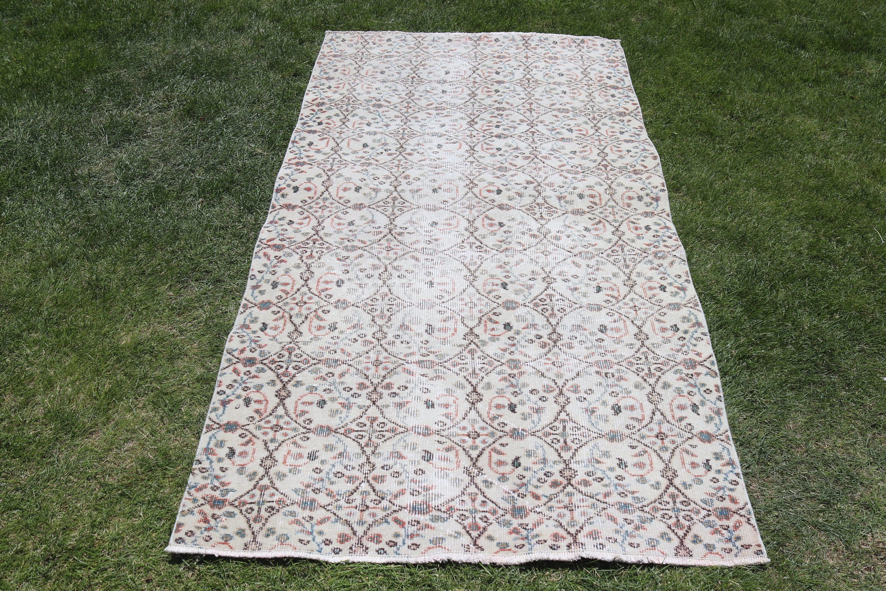 Indoor Rug, White Neutral Rugs, Statement Rugs, Aztec Rug, Oushak Rugs, Vintage Rugs, Vintage Area Rugs, 3.6x6.7 ft Area Rug, Turkish Rugs