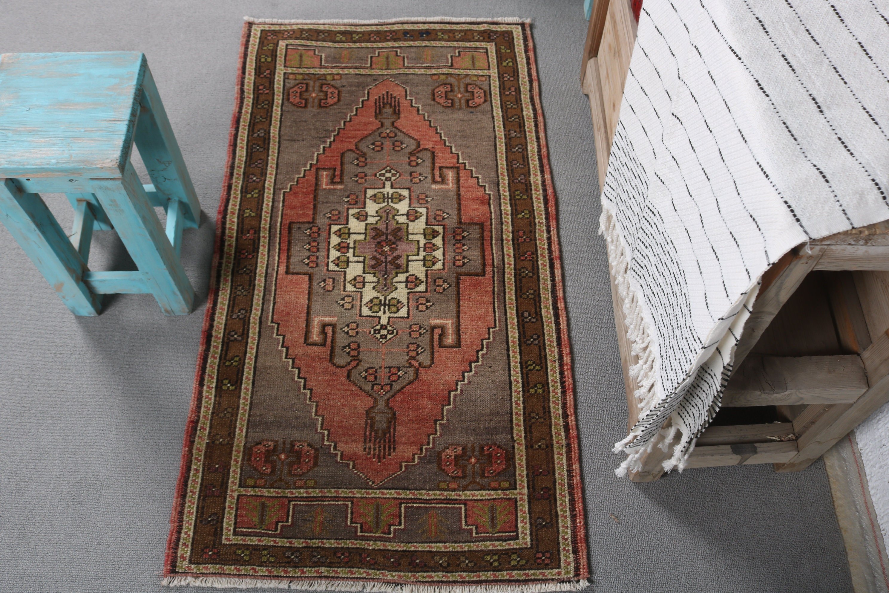 Havalı Halı, Turuncu Ev Dekor Halısı, 1.8x3.4 ft Küçük Halı, Giriş Kilimleri, Yün Halılar, Vintage Halı, Türk Halısı, Araba Paspas Halısı, Kapı Paspas Halısı