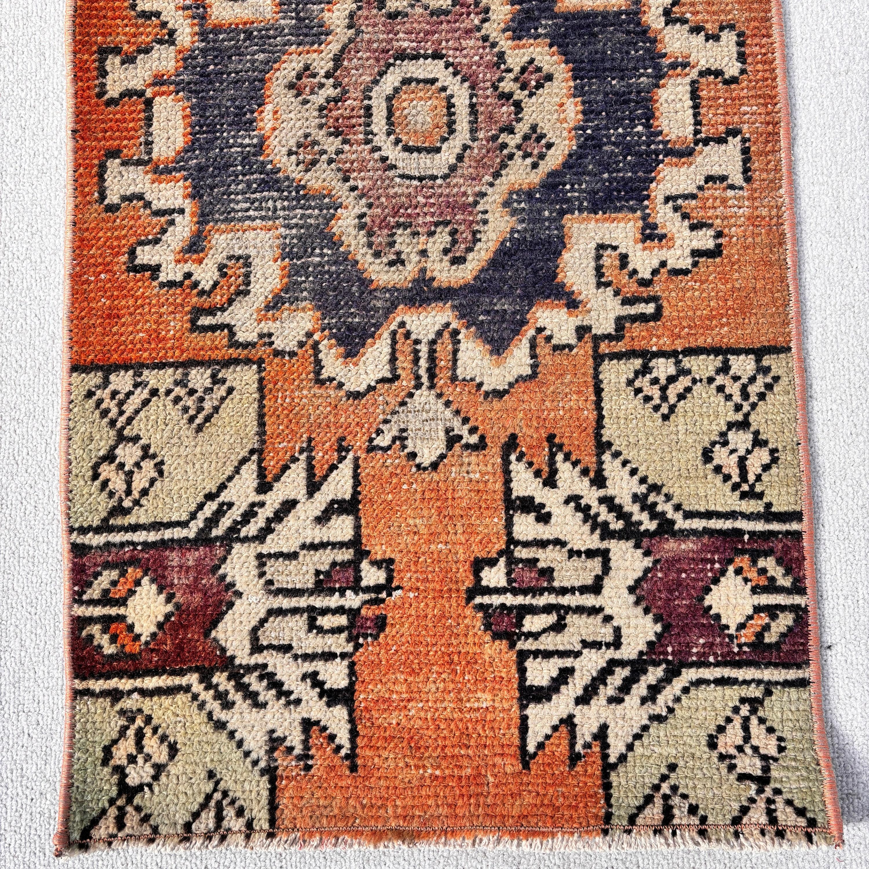 Turuncu Geometrik Halılar, Paspas Halıları, Vintage Halı, Türk Halıları, Duvara Asılı Halı, Modern Halılar, 1.5x2.9 ft Küçük Halı