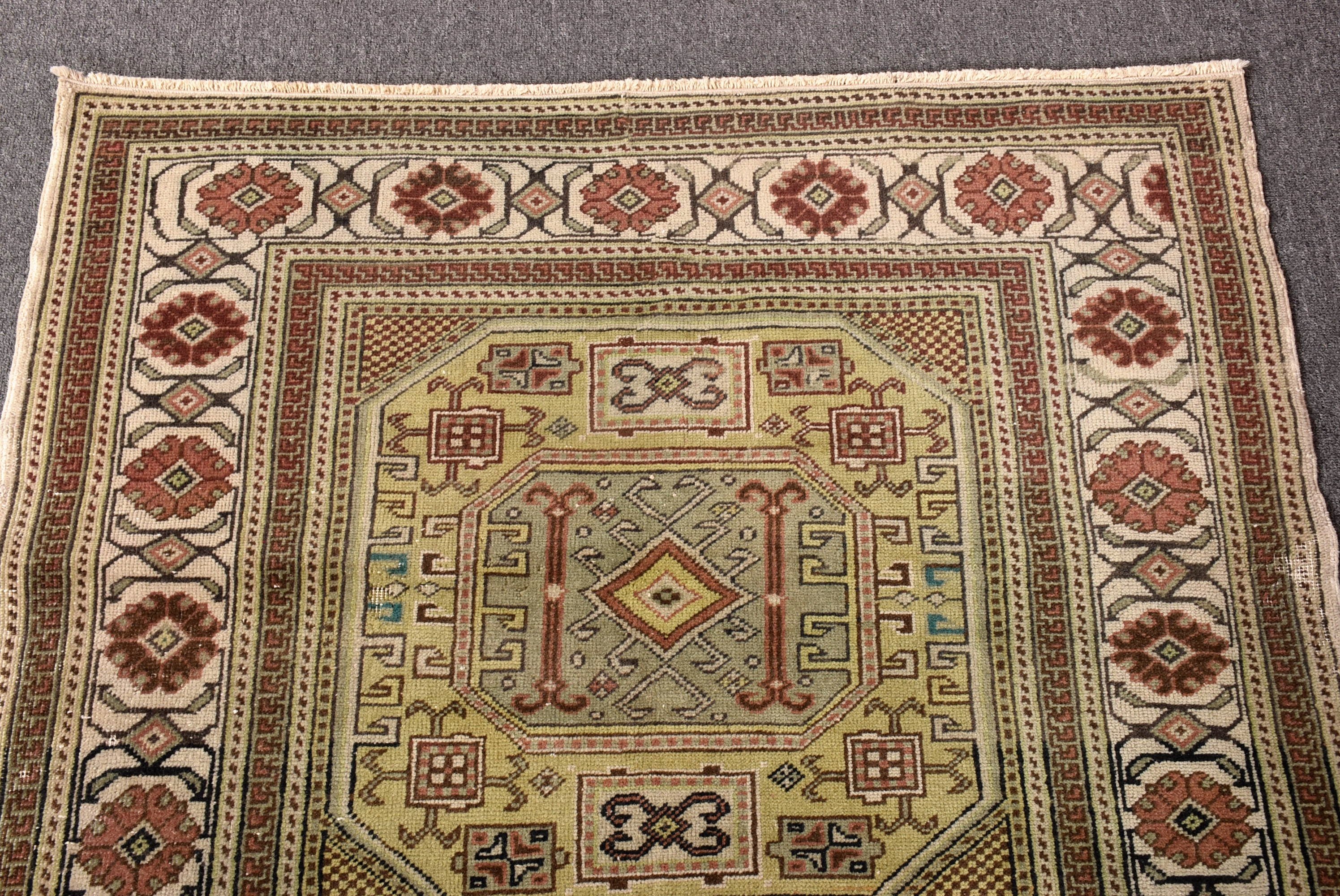 Boho Halı, Aztek Halıları, Mutfak Halısı, Yeşil Zemin Halısı, Çocuk Halısı, Giriş Halıları, Havalı Halı, Türk Halısı, Vintage Halılar, 3,2x6 ft Vurgu Halısı