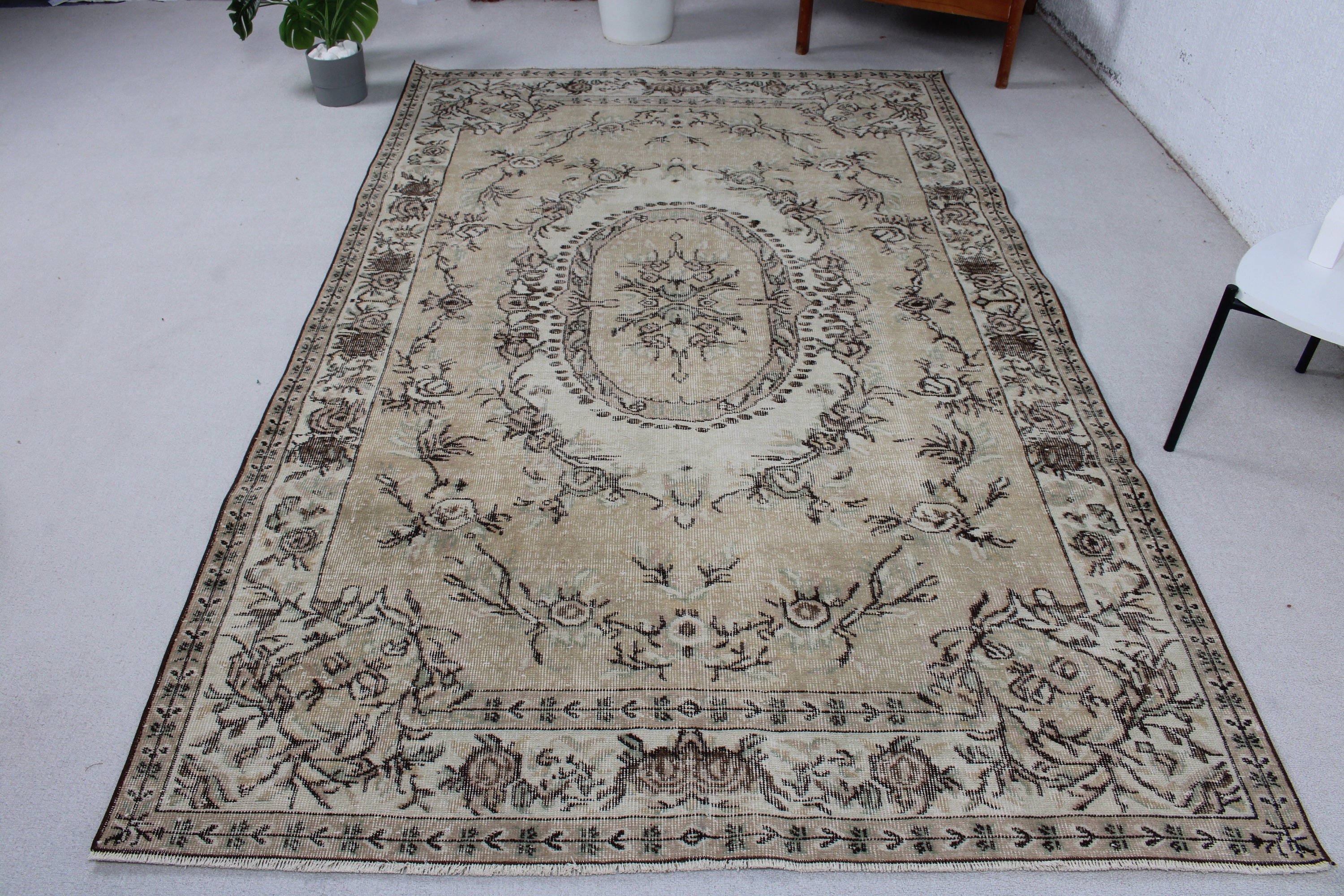 Büyük Vintage Halılar, Büyük Oushak Halıları, 5,3x8,5 ft Büyük Halı, Bej Nötr Halı, Fas Halıları, Vintage Halılar, Türk Halısı