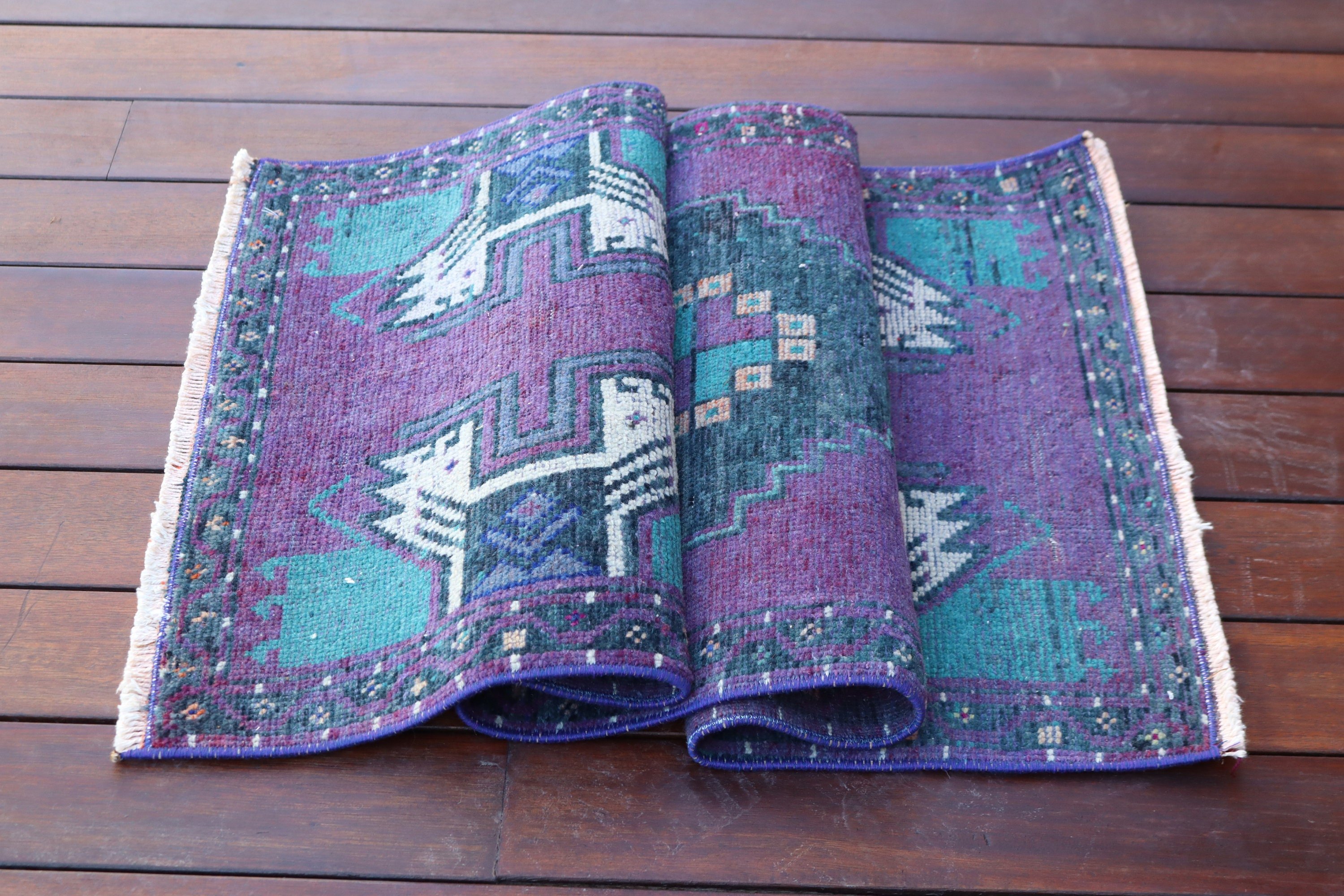 Anadolu Halıları, Türk Halısı, Geometrik Halılar, Giriş Halısı, Duvara Asılı Halı, Mor Mutfak Halıları, Boho Halısı, Vintage Halı, 1.7x3.8 ft Küçük Halılar