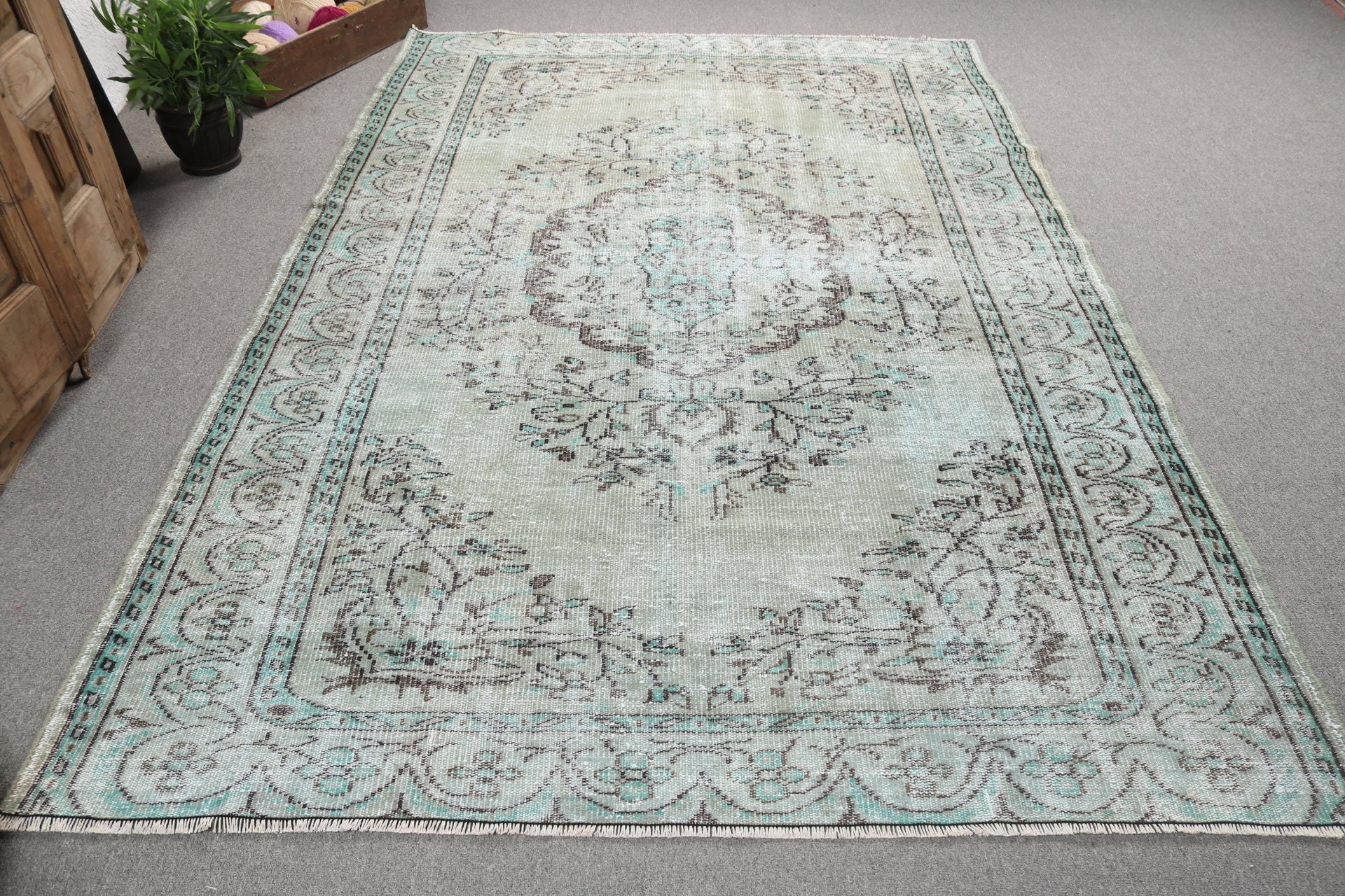 Yemek Odası Halısı, Türk Halısı, Yeşil Oushak Halıları, Vintage Halı, Yer Halısı, 6.1x9.1 ft Büyük Halı, Yatak Odası Halıları, Oturma Odası Halıları, Lüks Halılar