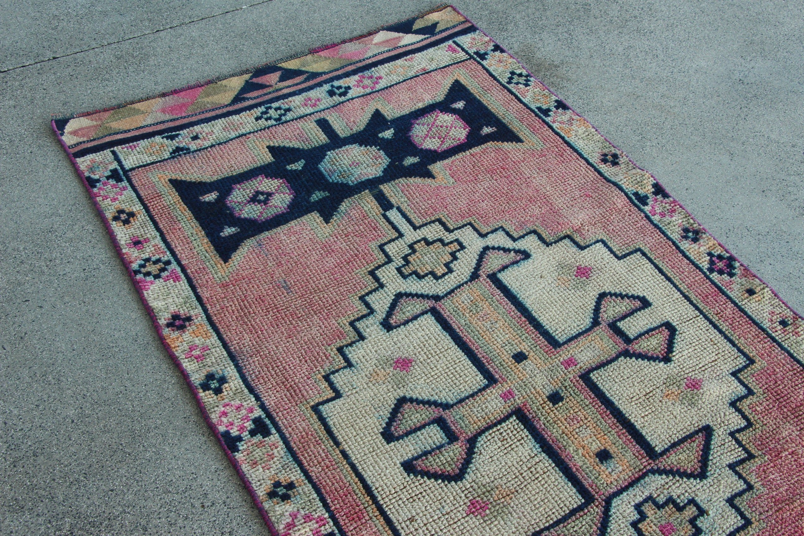 Pembe Antika Halı, Türk Halıları, Vintage Halı, Koridor Halısı, Geleneksel Halılar, Koridor Halısı, 3.1x11 ft Runner Halısı, İfade Halıları, Nötr Halı