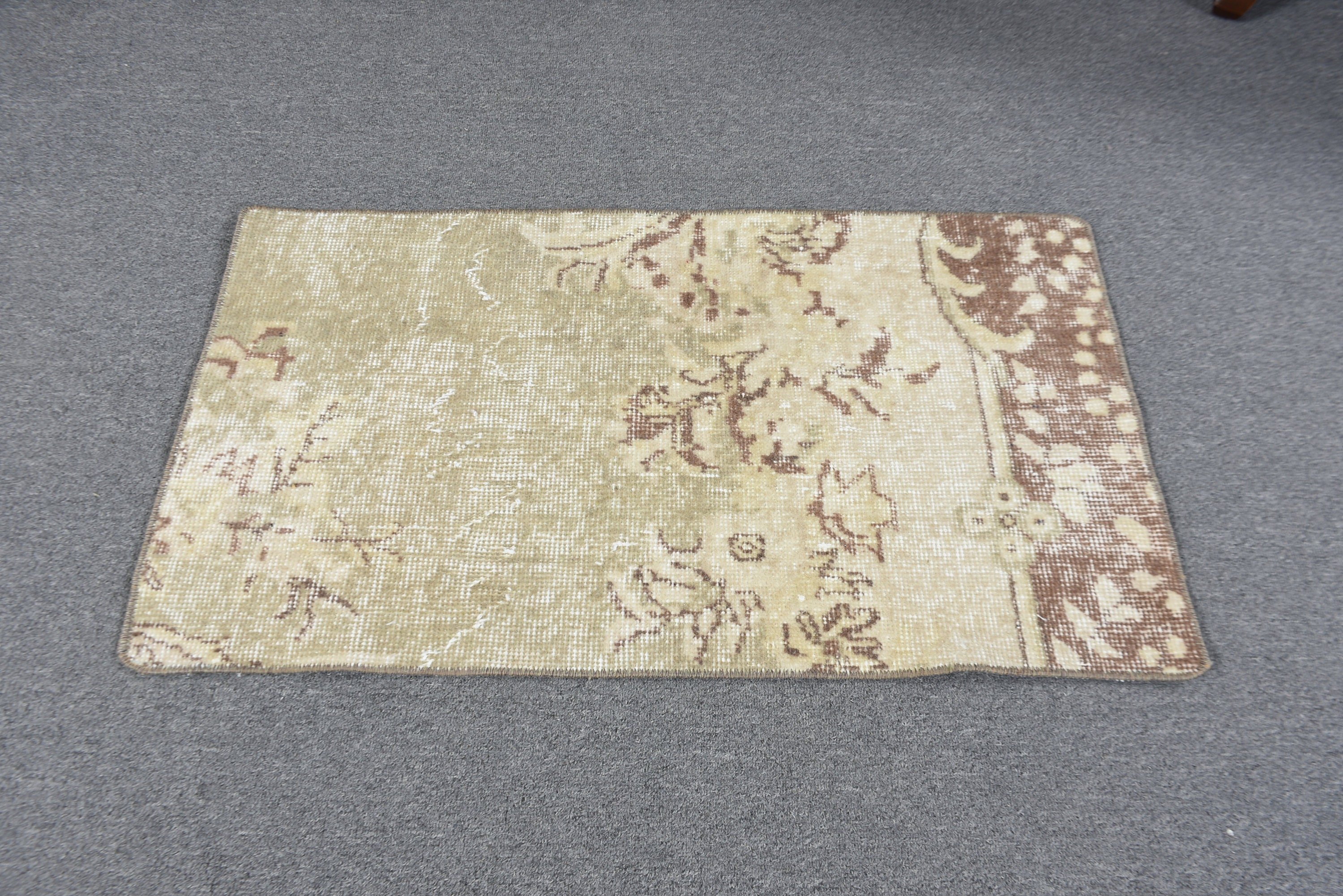 Türk Halıları, 1.6x2.9 ft Küçük Halı, Yer Halıları, Küçük Vintage Halı, Bej Lüks Halı, Ofis Halıları, Vintage Halı, Antika Halılar, Banyo Halısı