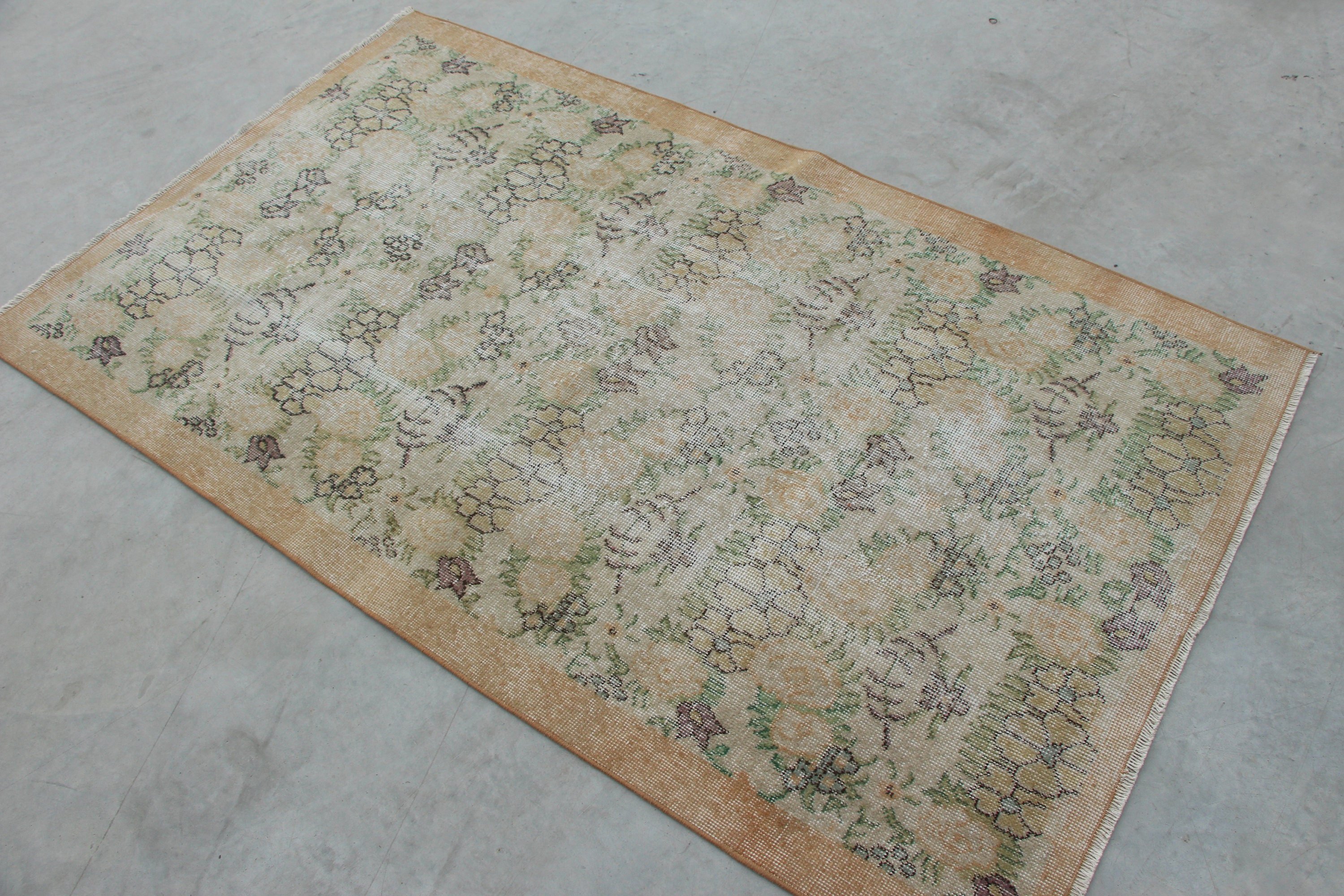 Bedroom Rug, Beige  3.6x6.1 ft Accent Rug, Kitchen Rugs, Turkish Rug, Rugs for Entry, Antique Rug, Oushak Rugs, Vintage Rugs