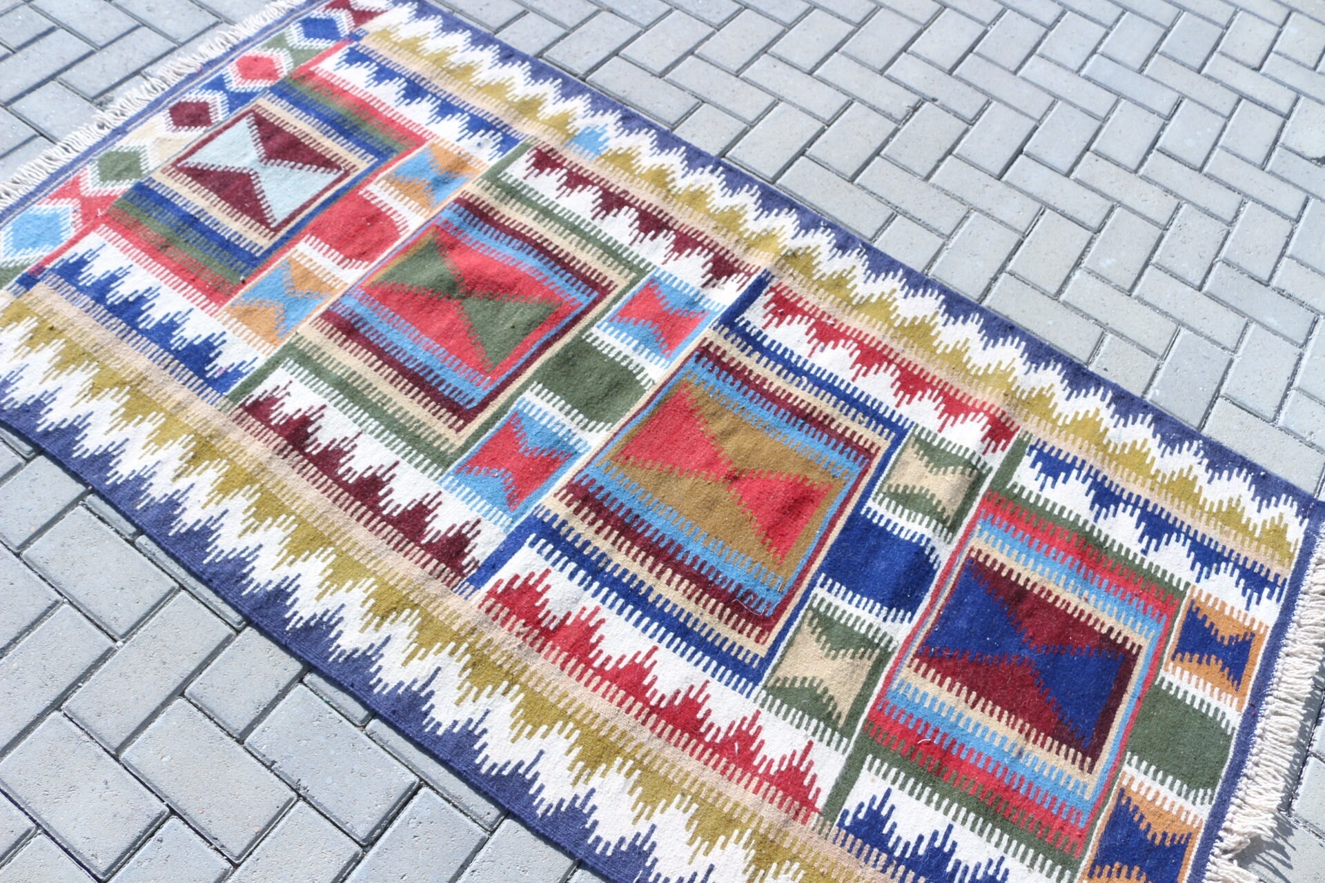 Kilim, Vintage Rugs, Outdoor Rug, 3.5x6.4 ft Accent Rugs, Turkish Rug, Oriental Rug, Entry Rug, Bedroom Rug, Kitchen Rug, Red Bedroom Rug