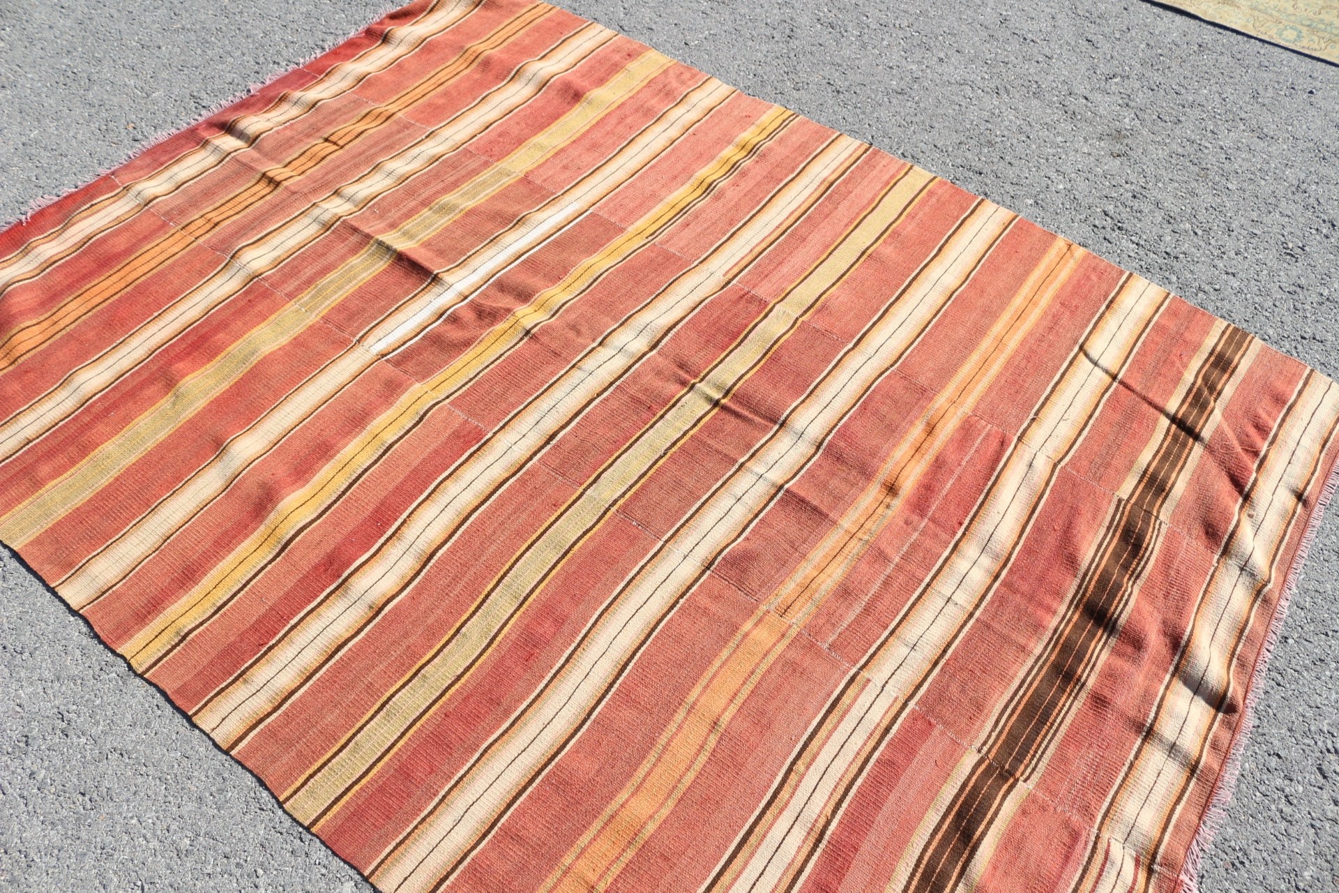 159x213 cm Oturma odası Kilim, Nostaljik Kilim, Kırmızı Ev dekoru Kilim, Mutfak Kilim, Uşak Kilim, Oturma Odası Kilim, Ev Kilim