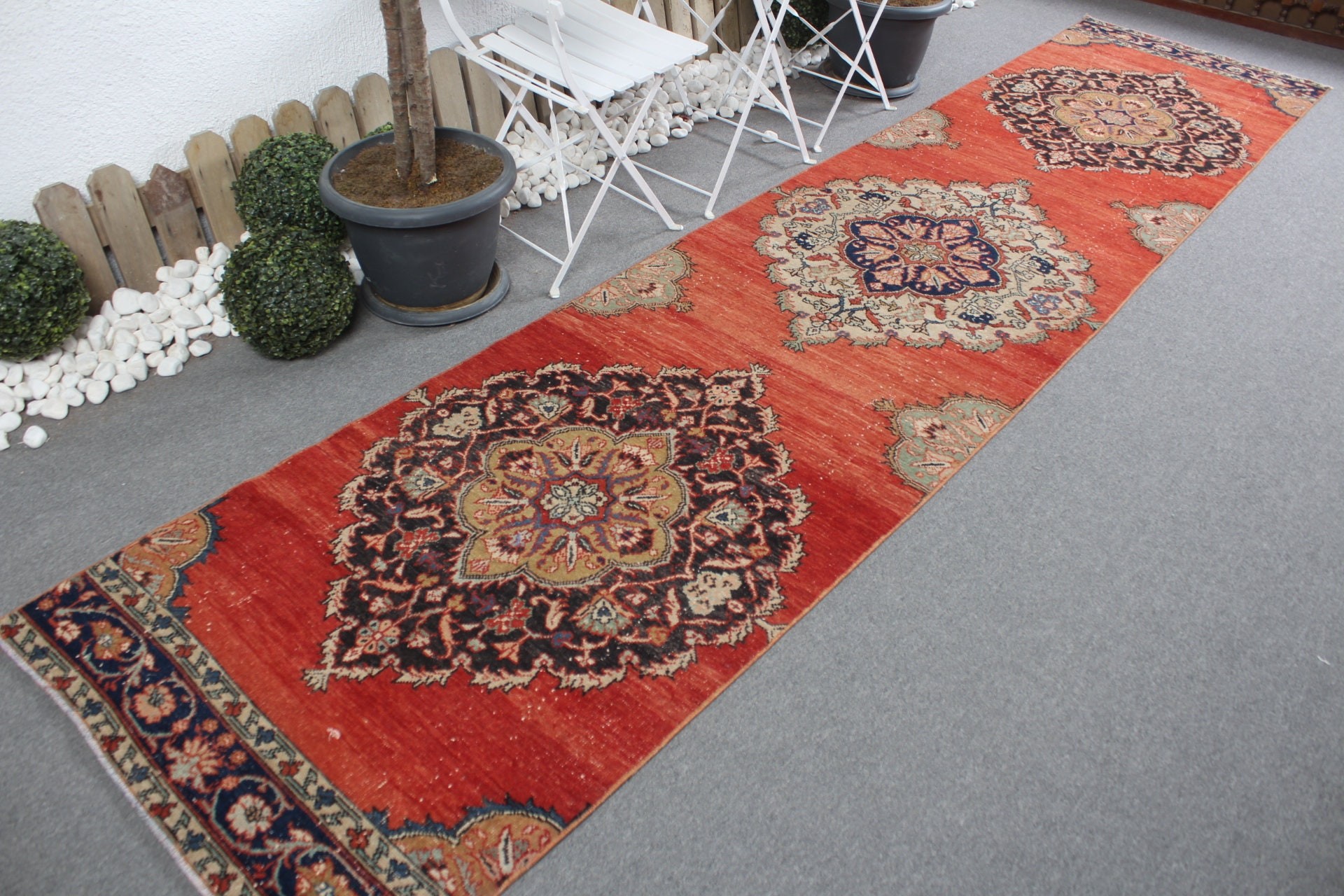 Koridor Halısı, Koşucu Halıları, Vintage Halı, Oushak Halısı, Kırmızı 3x13,3 ft Runner Halısı, Mutfak Halıları, Havalı Halılar, Türk Halısı