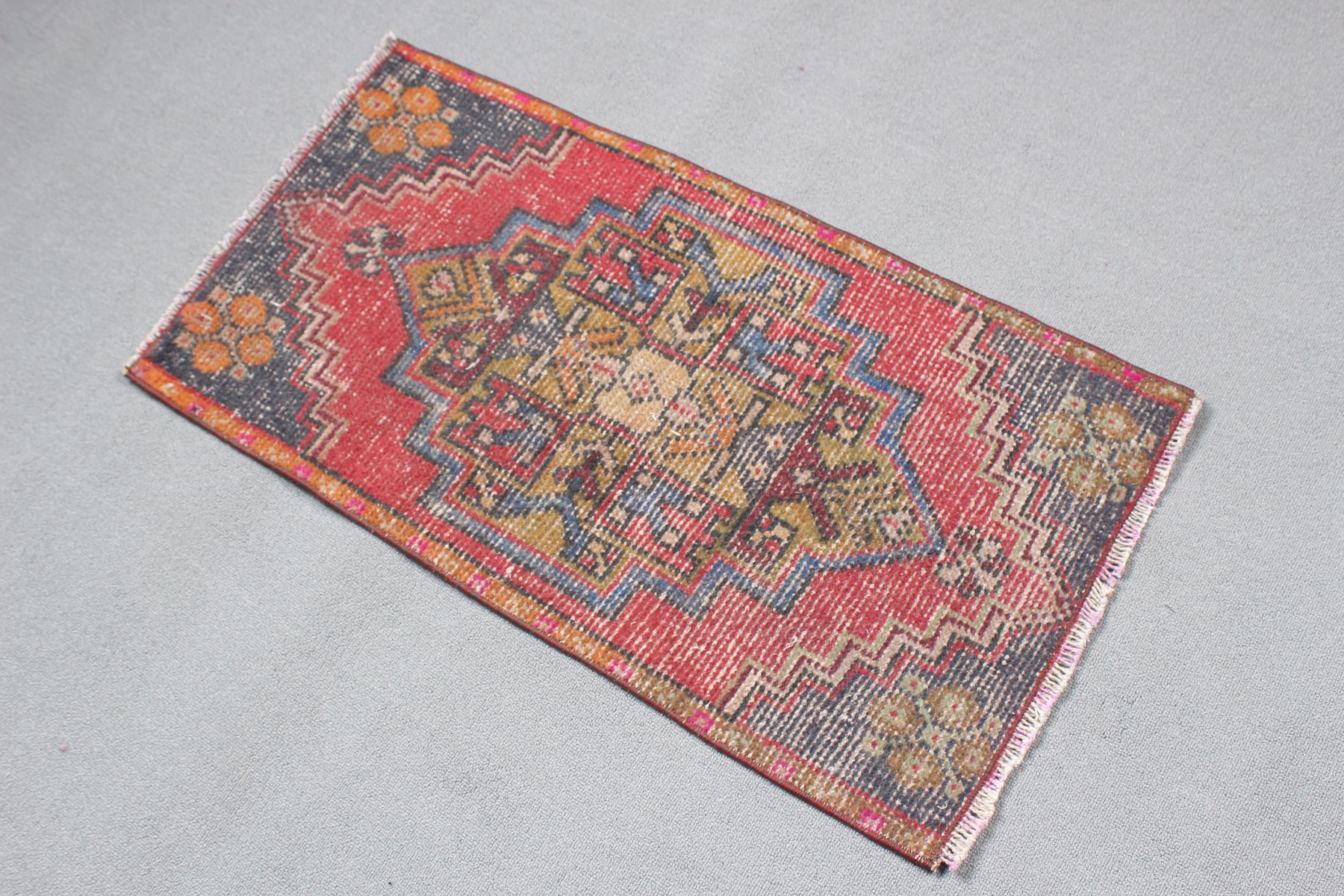 Cool Rugs, Turkey Rug, 1.5x2.9 ft Small Rug, Red Floor Rugs, Bedroom Rugs, Turkish Rug, Vintage Rugs, Small Vintage Rugs, Oriental Rug